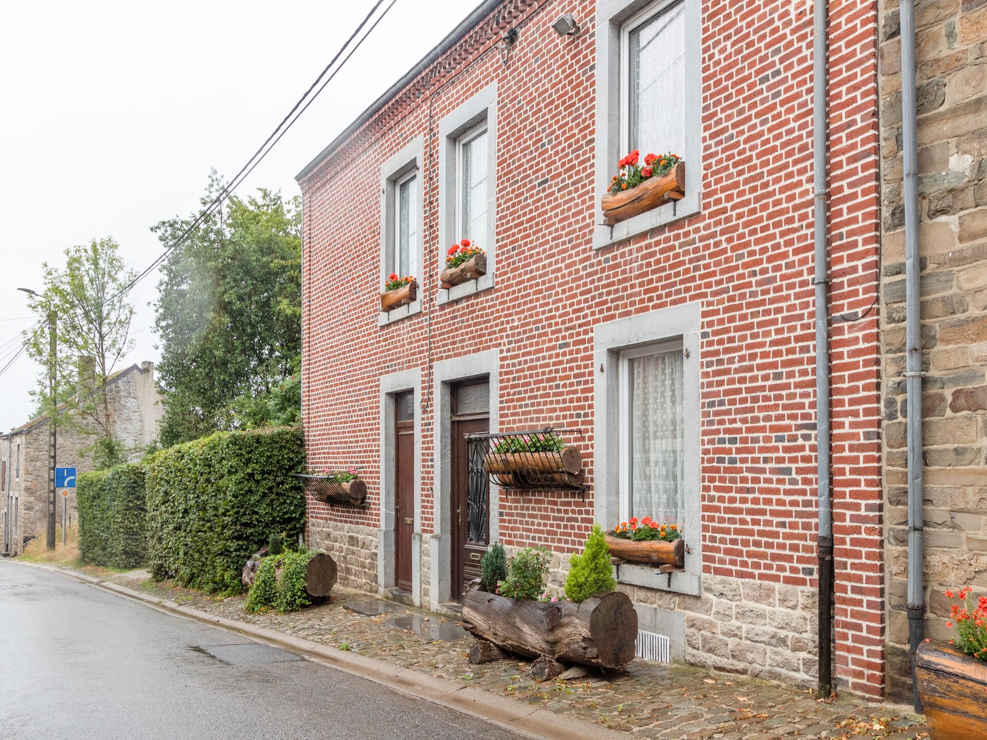 Authentiek 7-persoons vakantiehuis met terras in Viroinval - foto 6