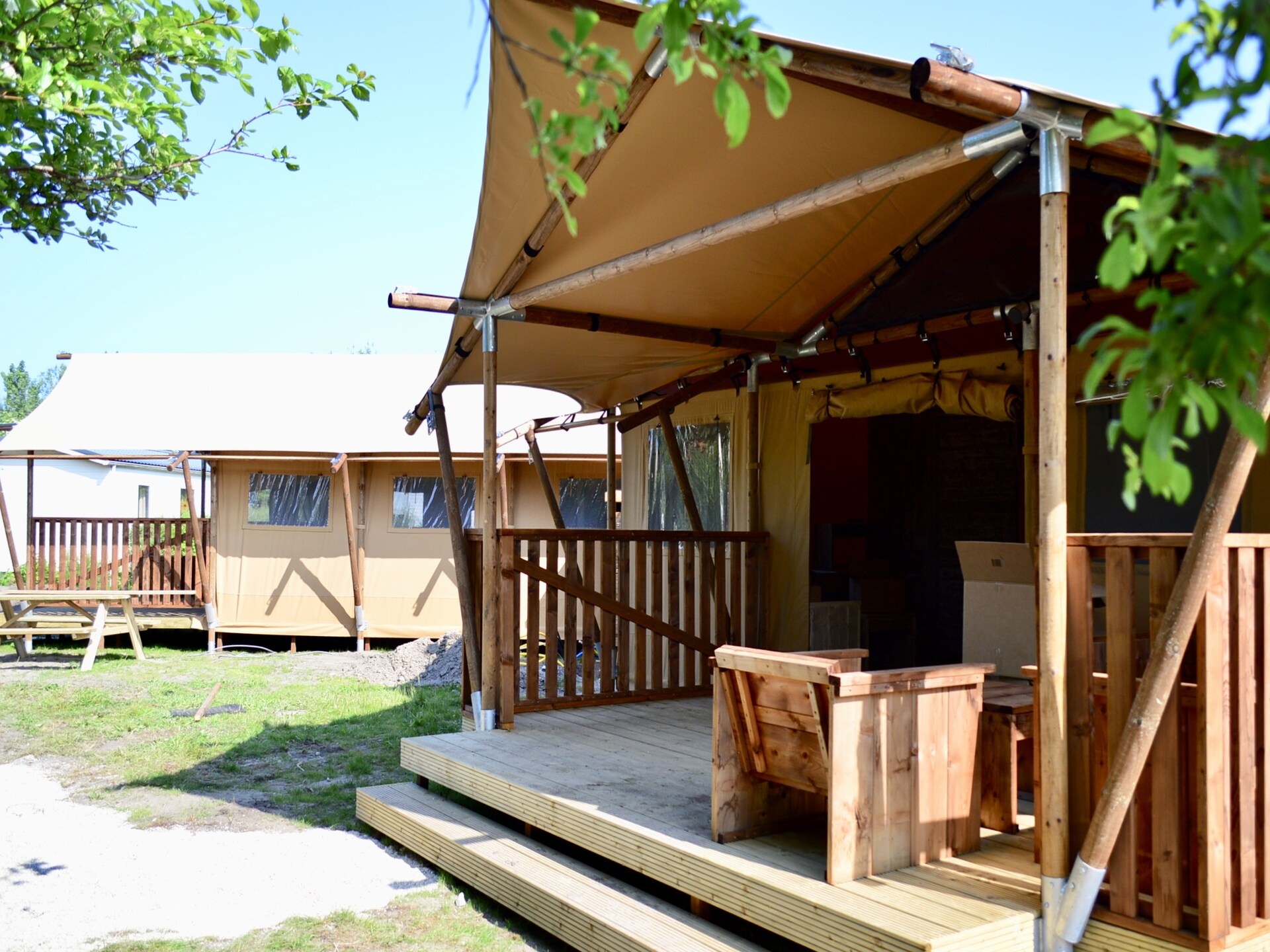 Luxe tentlodge voor 8 personen op Strandpark Vlugtenburg in 's-Gravenzande - foto 7