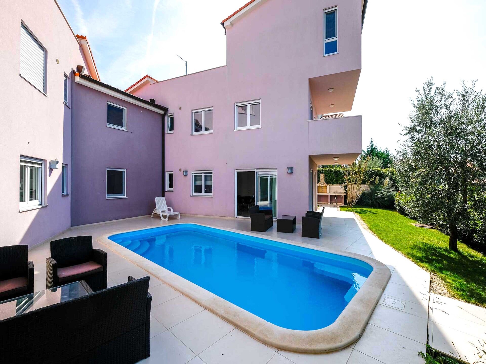 Op 600 m van het strand: modern appartement in Banjole - foto 2