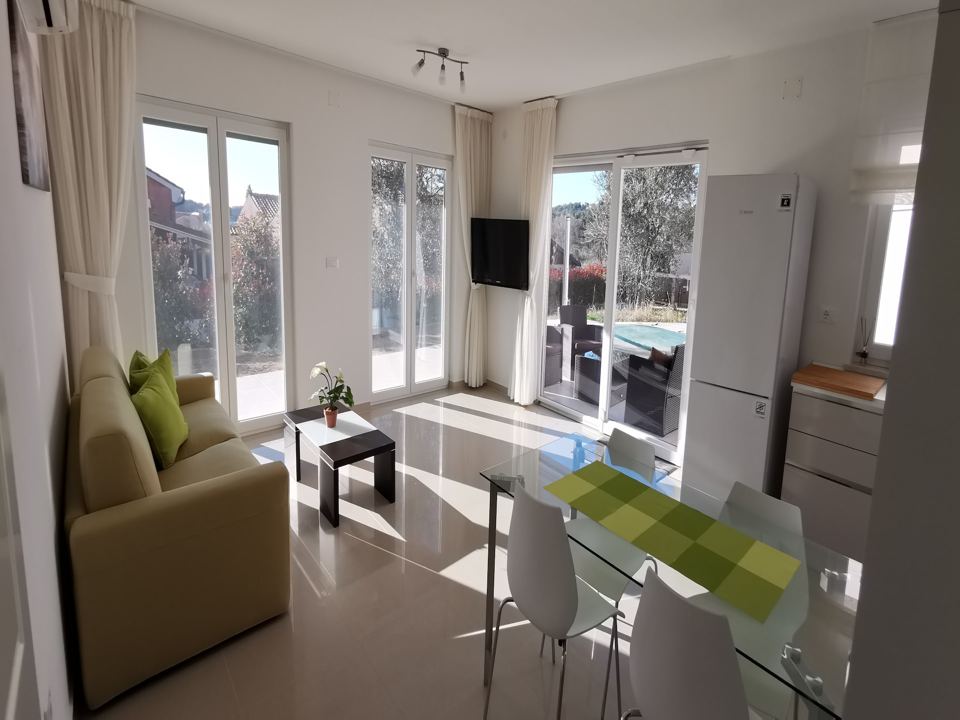 Op 600 m van het strand: modern appartement in Banjole - foto 1