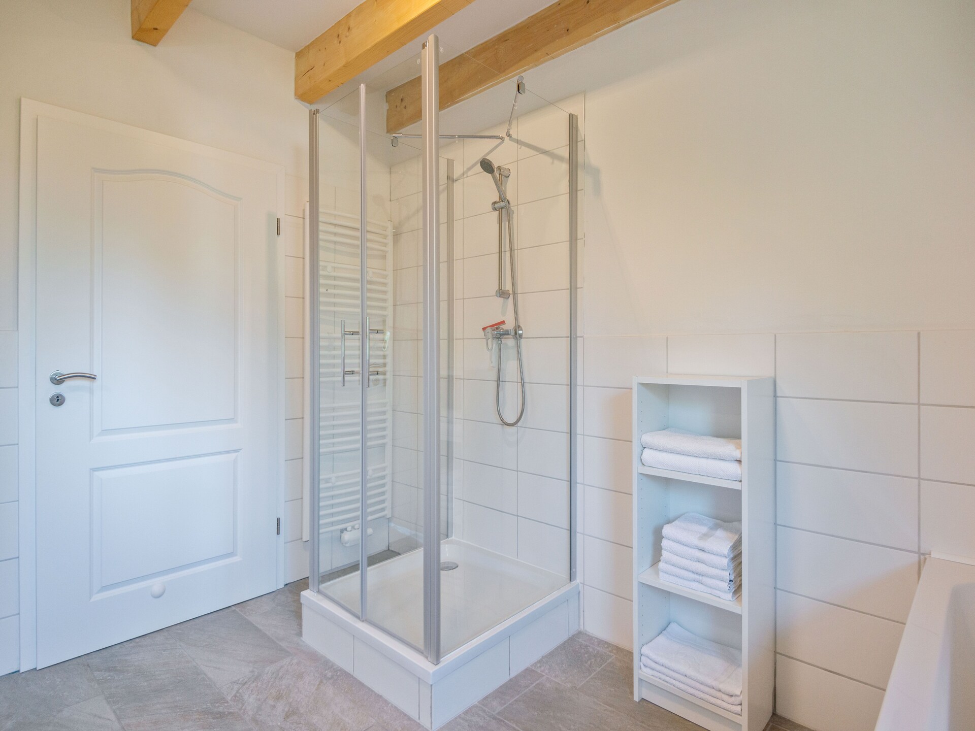 Paalwoning aan de Aller – 4-persoons vakantiehuis met tuin in Winsen - foto 25