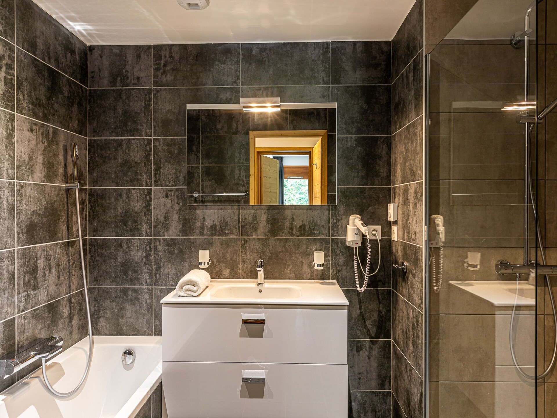 Ruim Alpenappartement in Abondance, 100m van de piste - foto 14