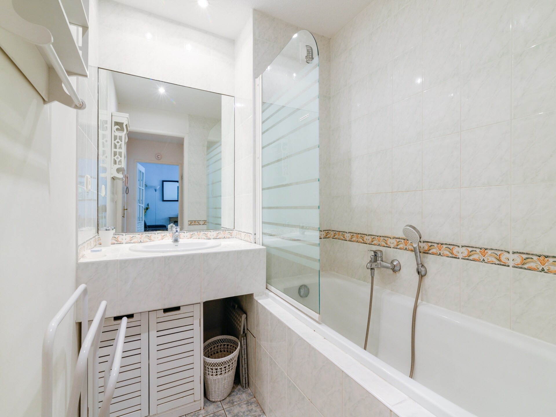 Knus vrijstaand appartement met zwembad in Mougins, vlakbij Cannes - foto 22