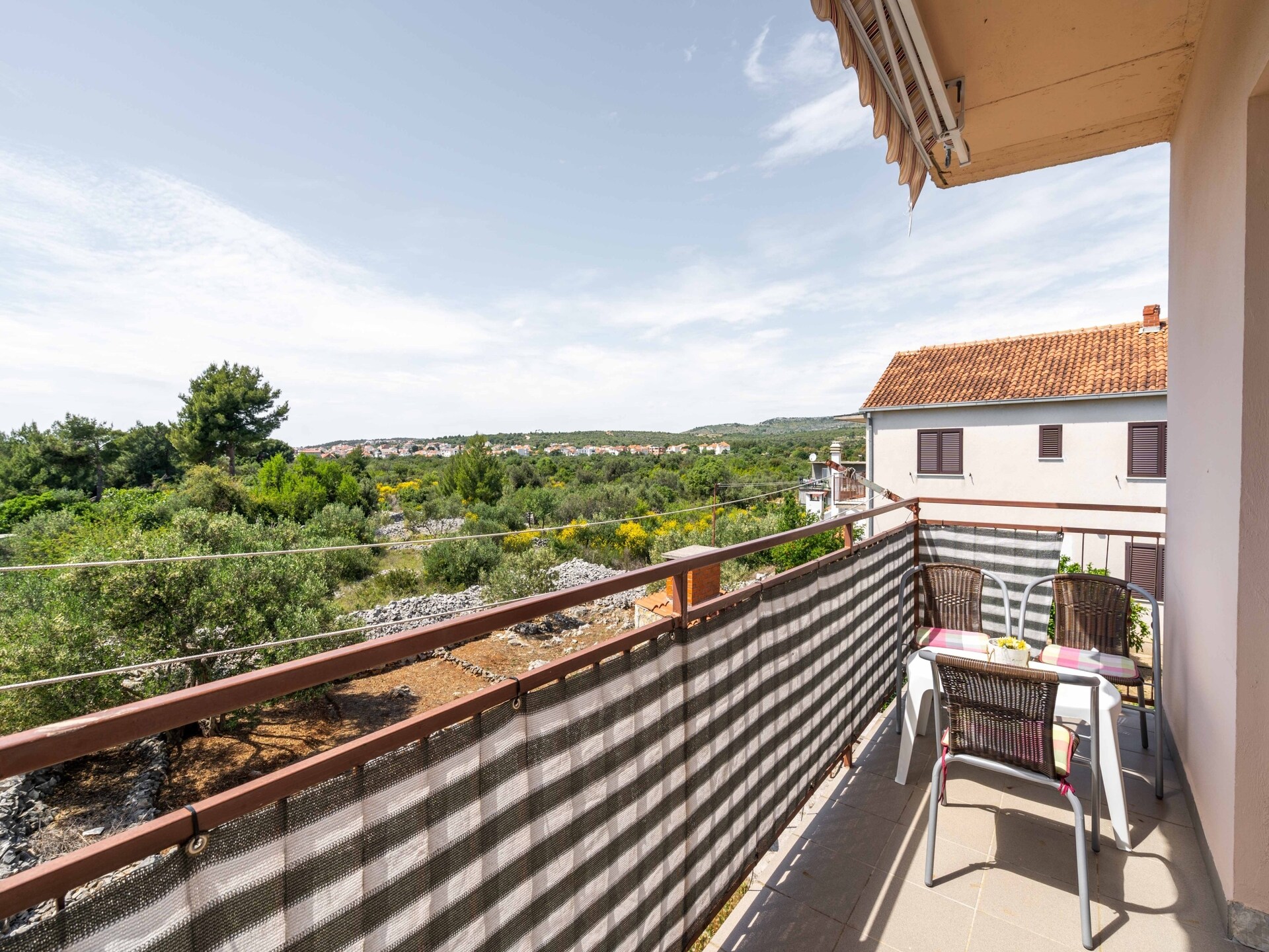 Ruim 8-persoons appartement in Rogoznica, 400m van Miline Beach - foto 28