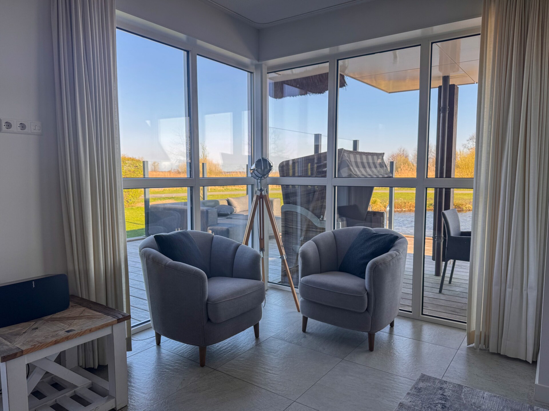 Friese Meren Villa's 12: Luxe wellnessvilla met sauna aan Tjeukemeer - foto 8