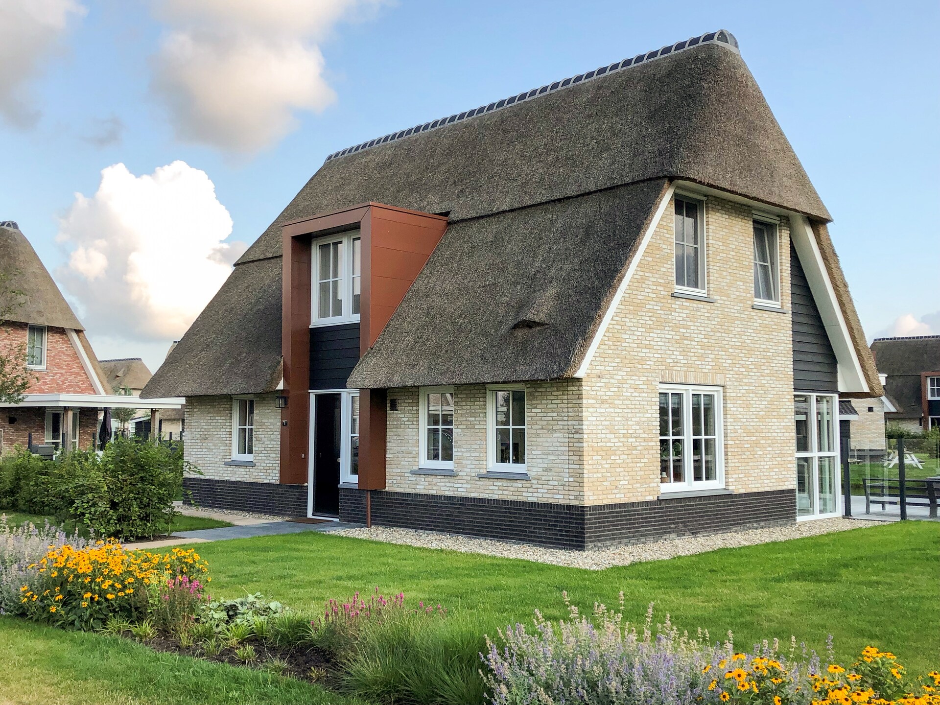 Vrijstaande watervilla voor 8 personen aan het Tjeukemeer in Friesland - foto 7