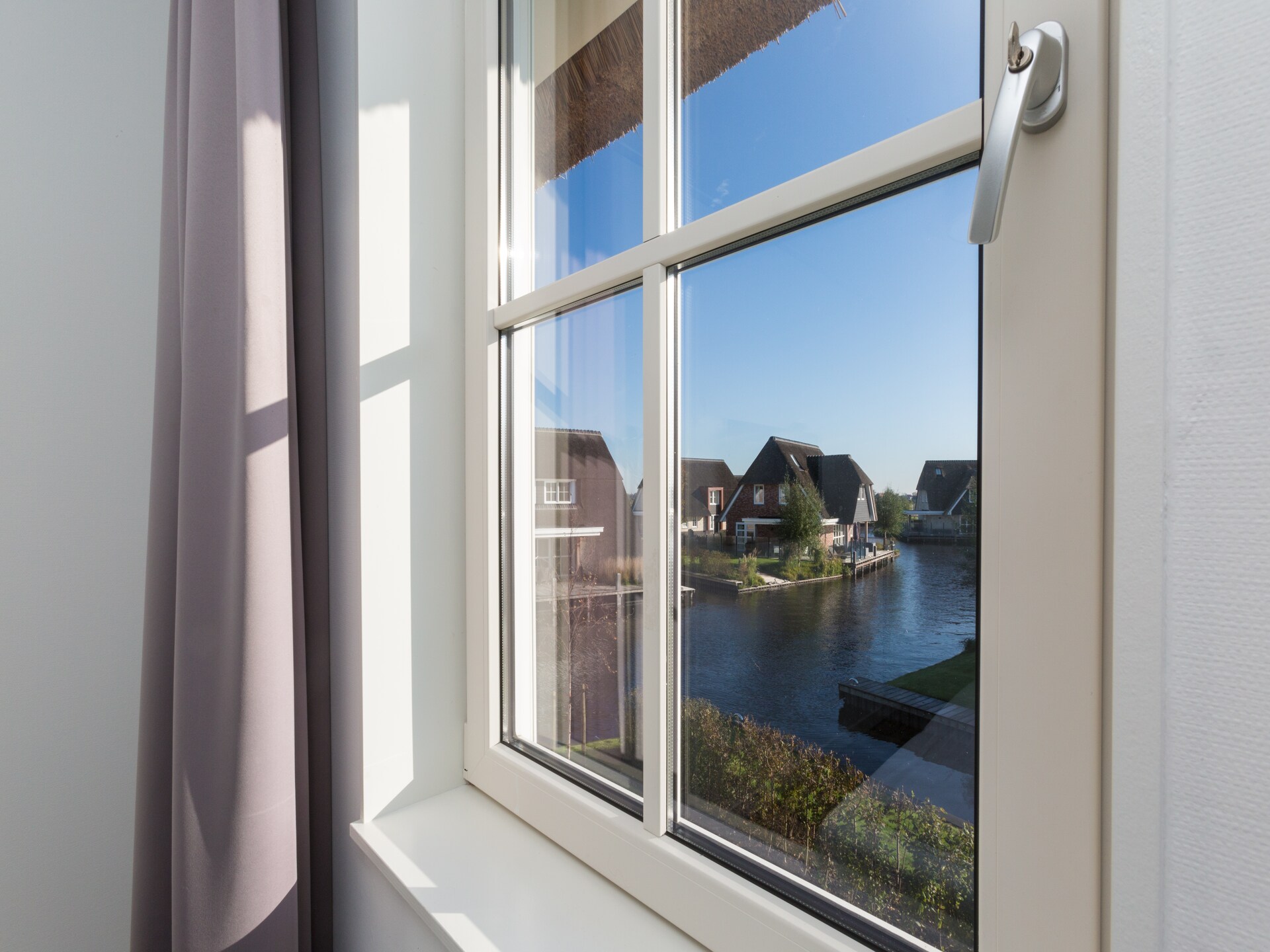 Luxueuze watersidevilla aan het Tjeukemeer met Finse sauna - foto 23
