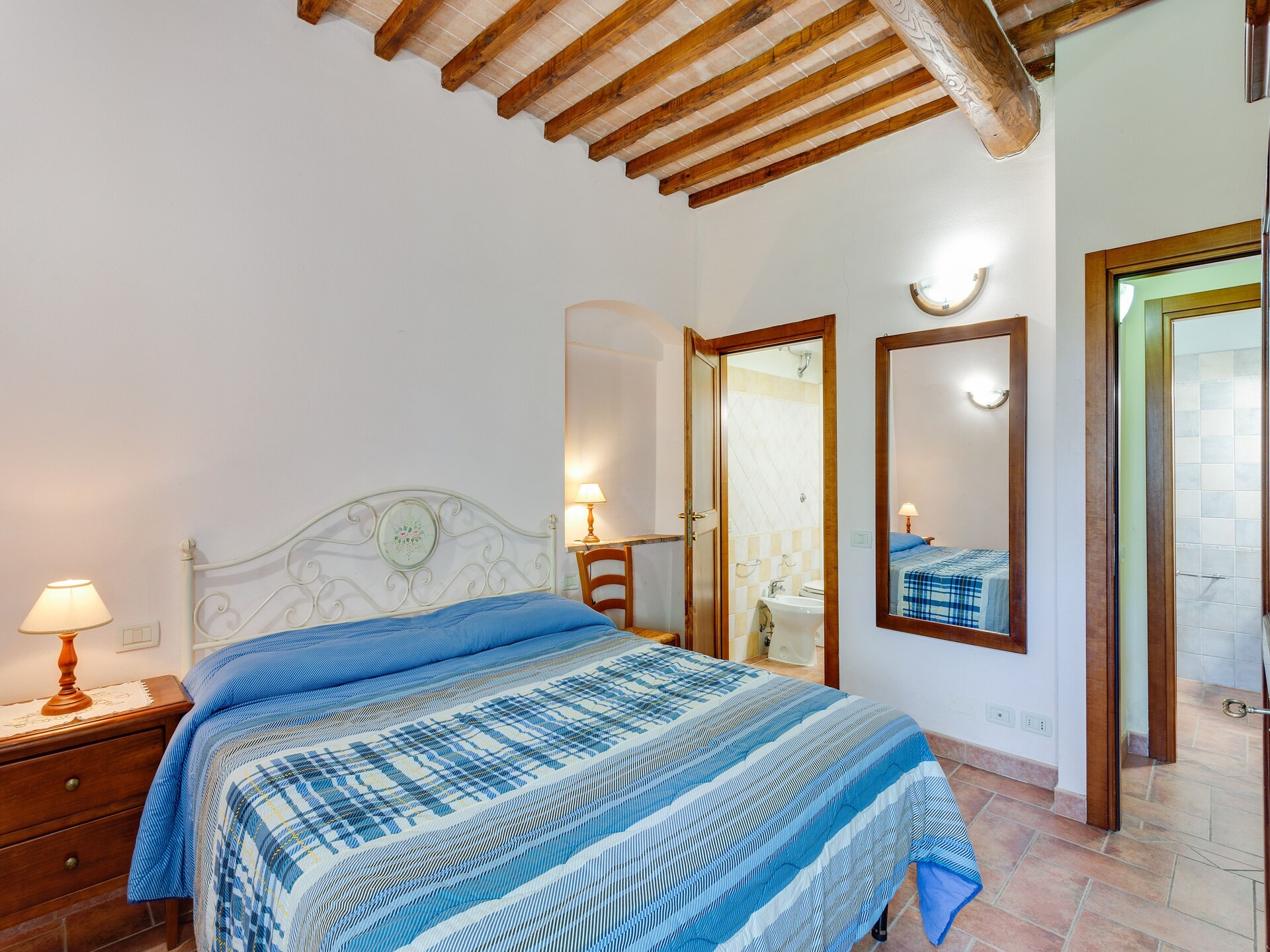 Knus appartement op Toscaans landgoed bij Casole d'Elsa met zwembad - foto 15