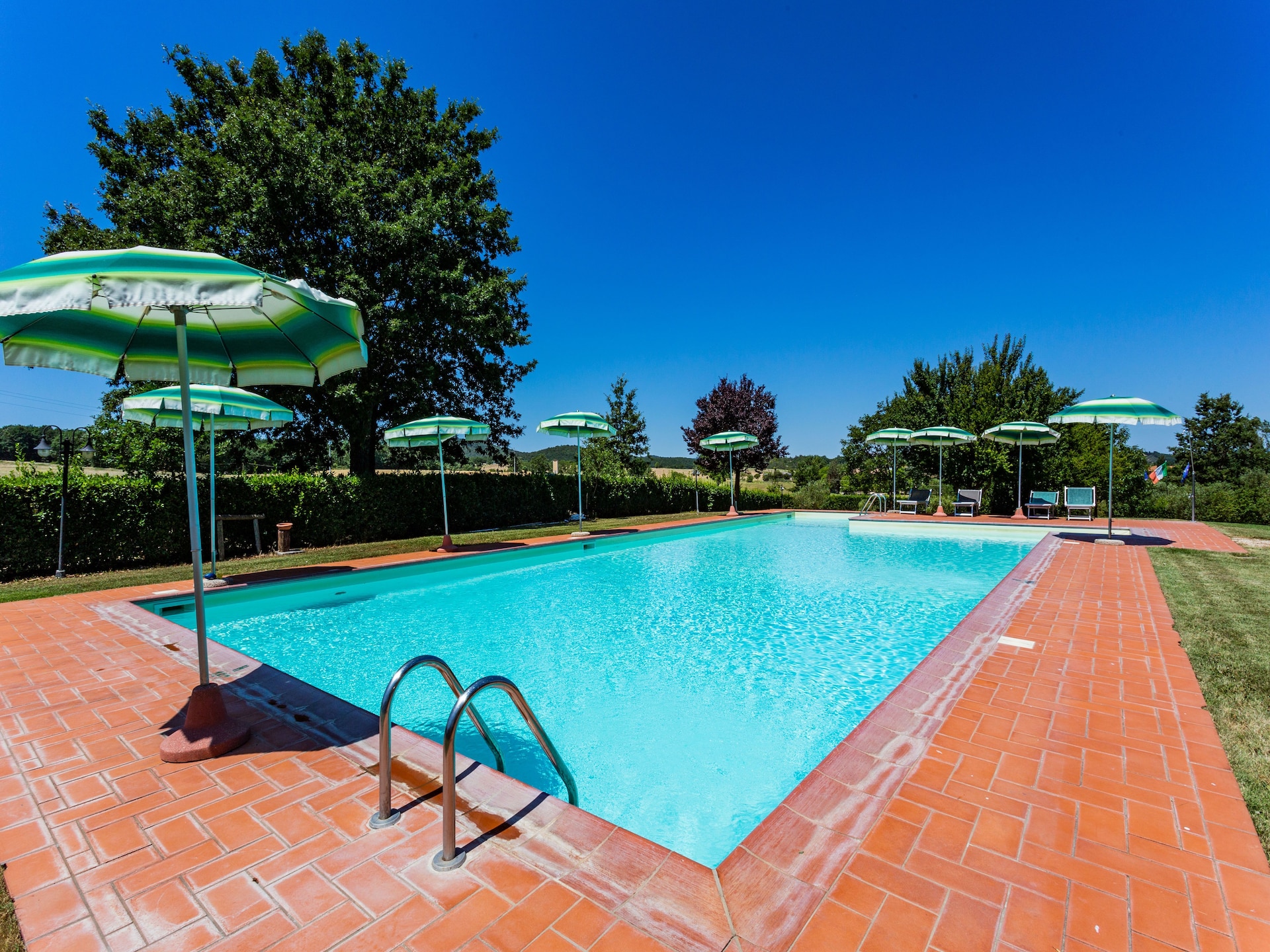 Authentiek Toscaans appartement bij Casole d'Elsa met zwembad en tuin - foto 16