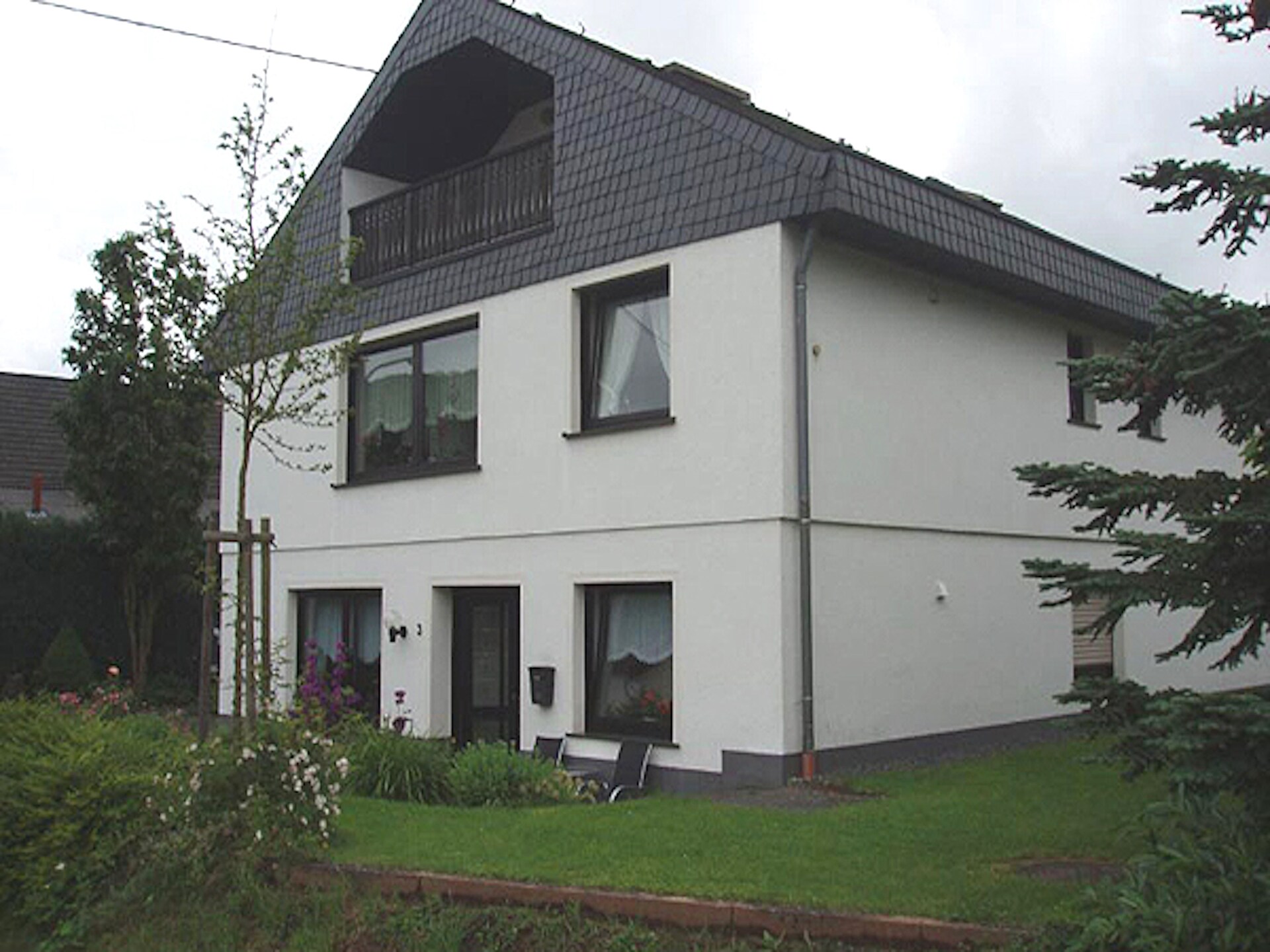 Knus Eifel appartement met tuin en terras in Oberstadtfeld - foto 1