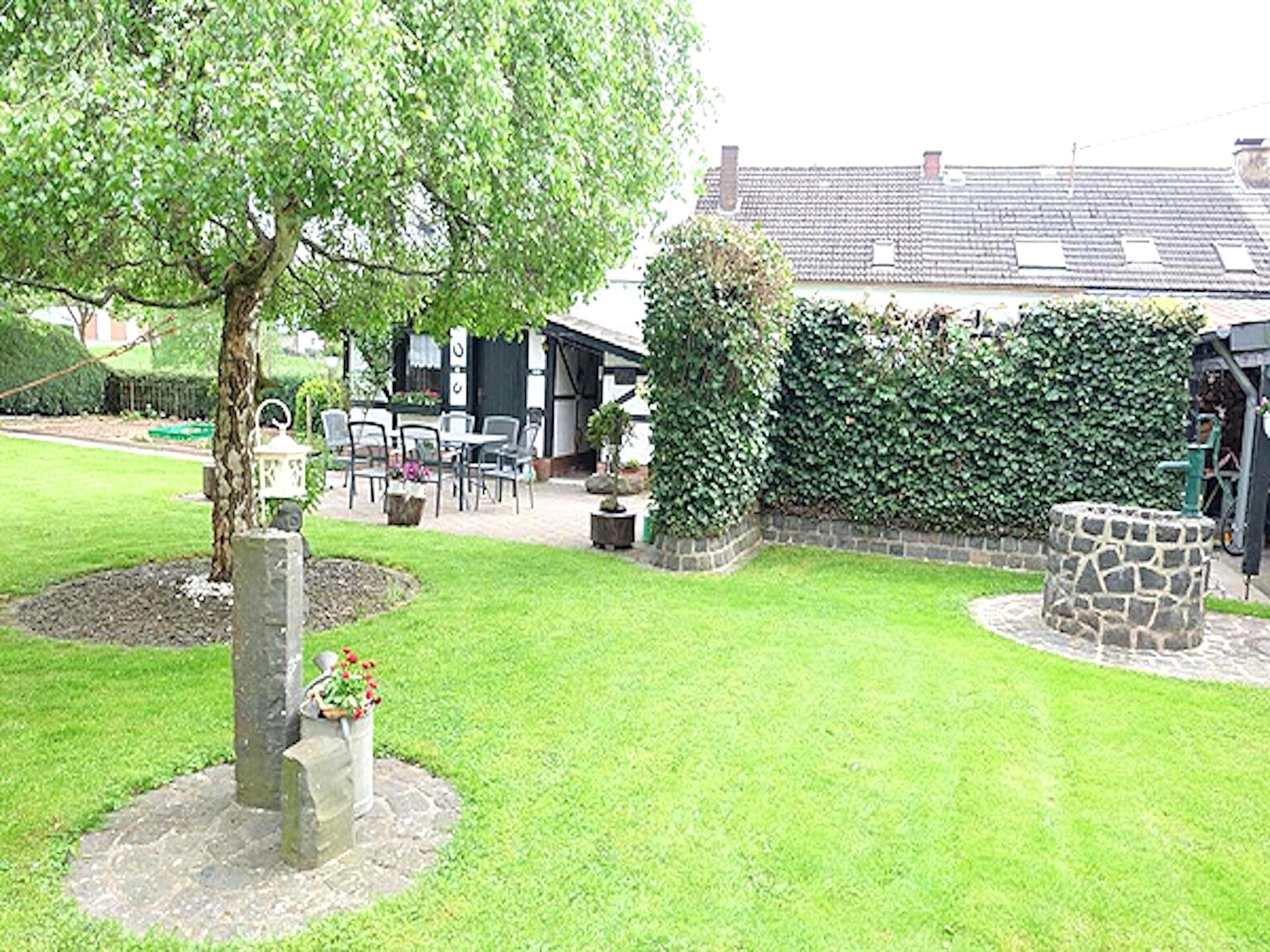 Knus Eifel appartement met tuin en terras in Oberstadtfeld - foto 15