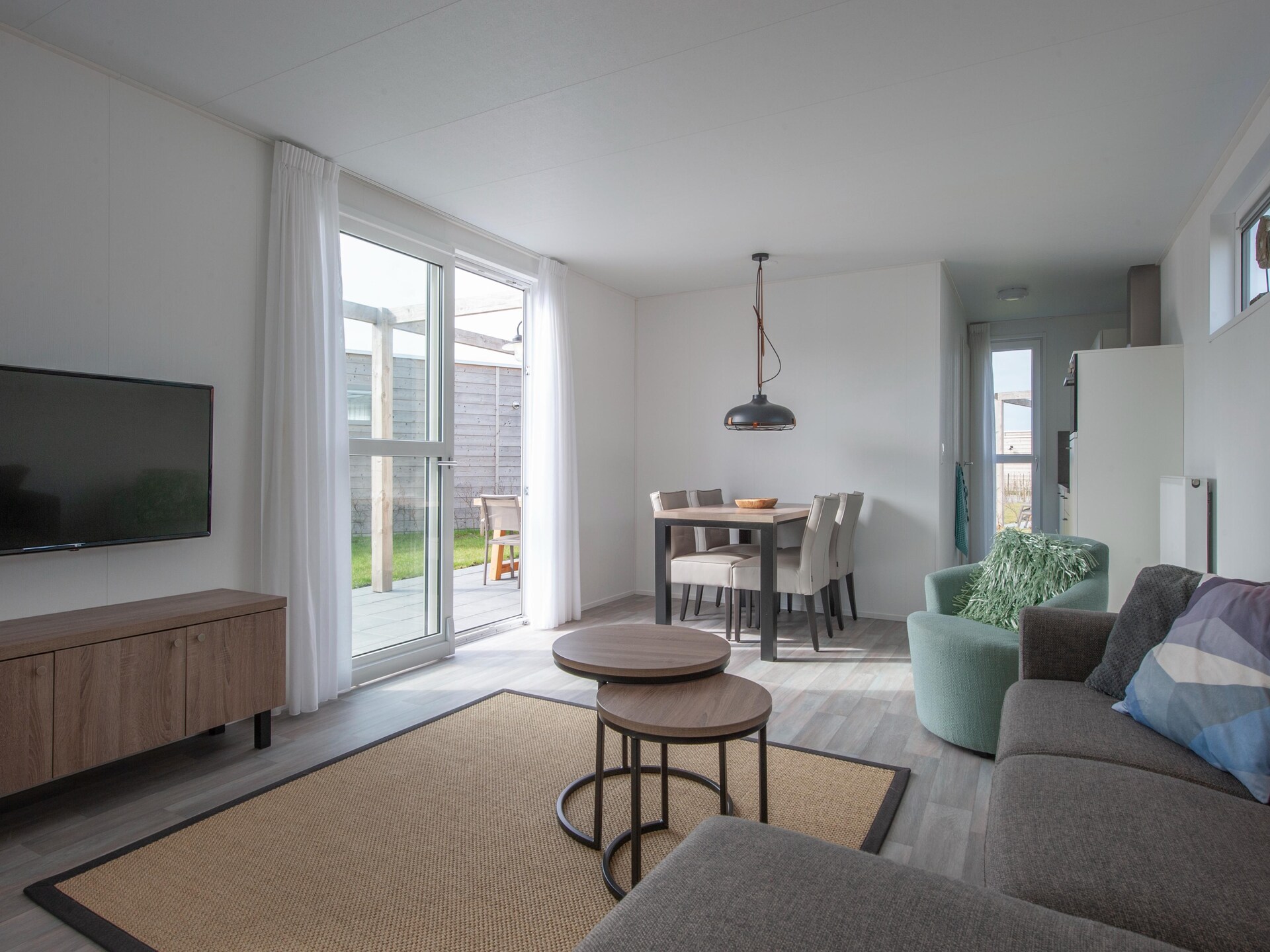 Vrijstaande strandbungalow met tuin, hond welkom, 2 min van zee - foto 2