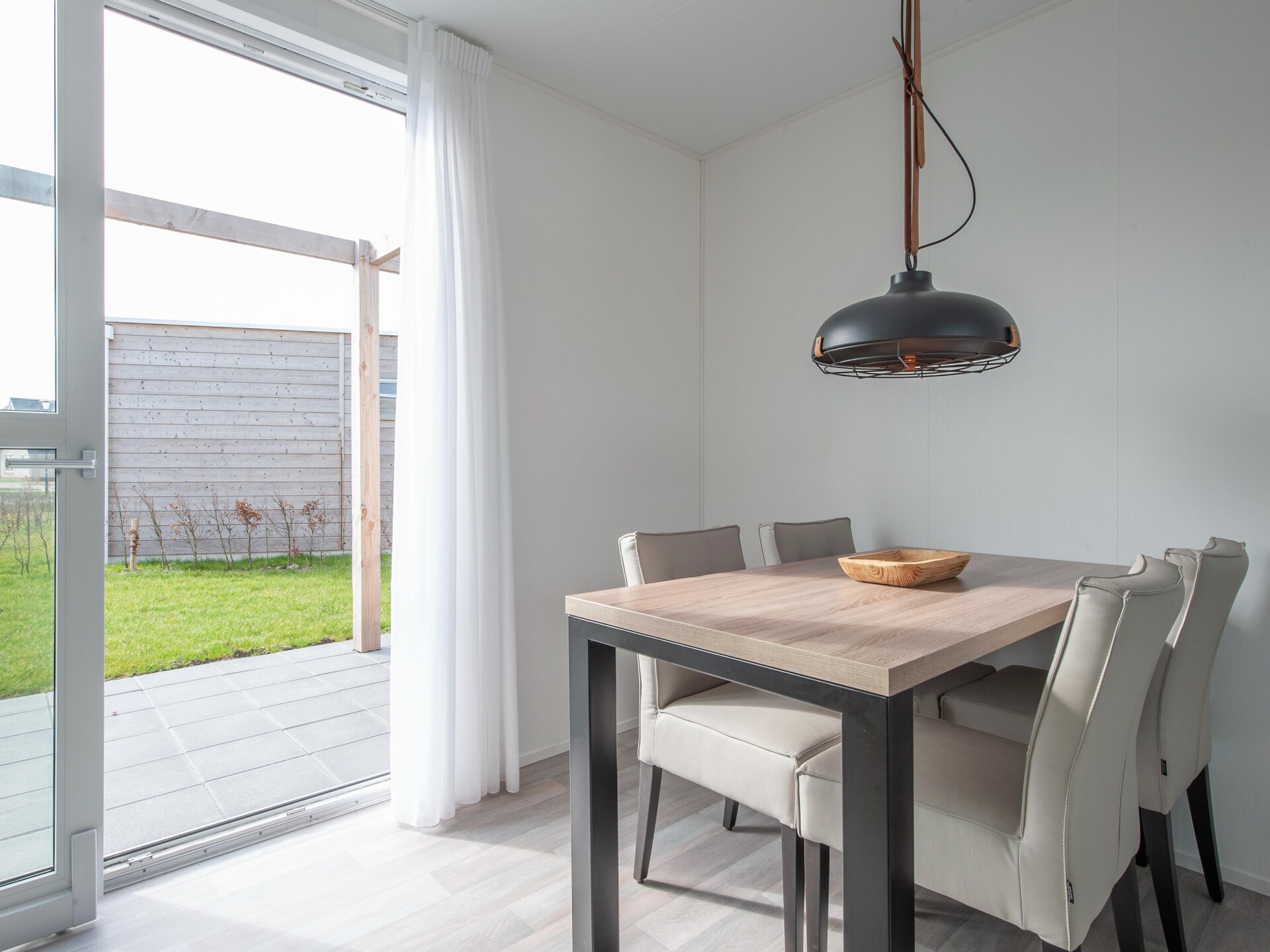 Vrijstaande strandbungalow met tuin, hond welkom, 2 min van zee - foto 5