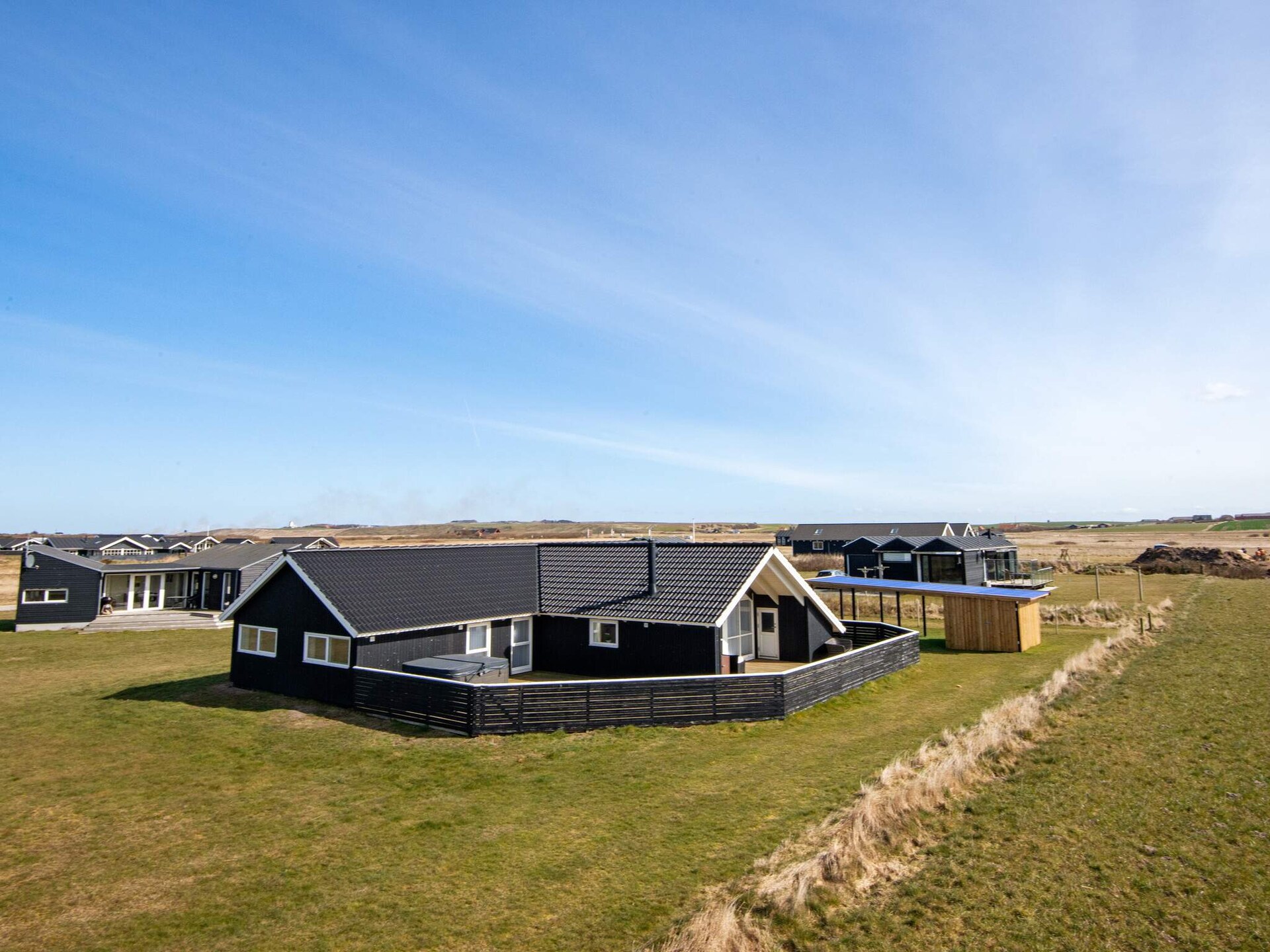 Ruim vakantiehuis met whirlpool, sauna en uitzicht op het Ferring Sø bij Harboøre - foto 6