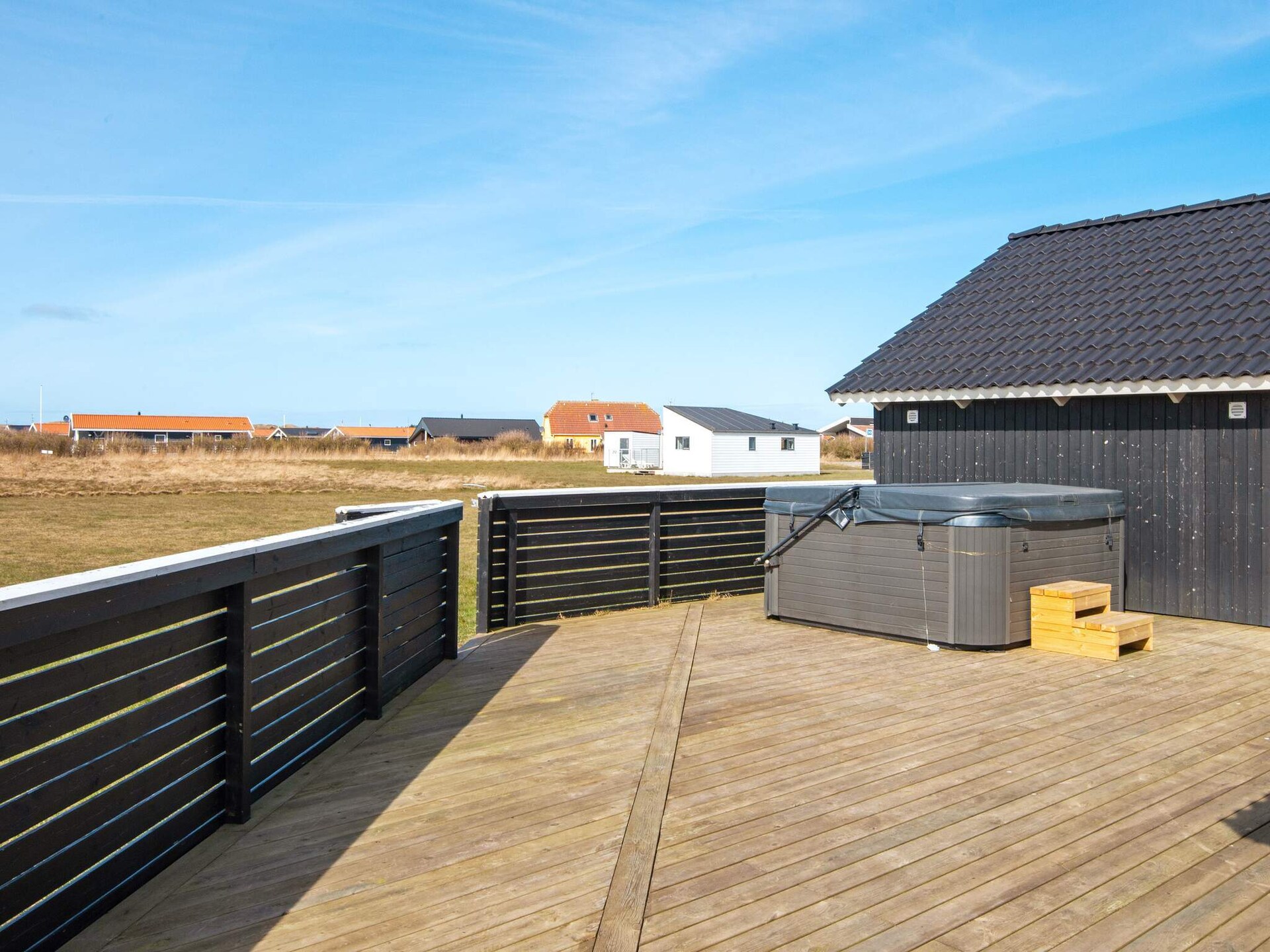 Ruim vakantiehuis met whirlpool, sauna en uitzicht op het Ferring Sø bij Harboøre - foto 10