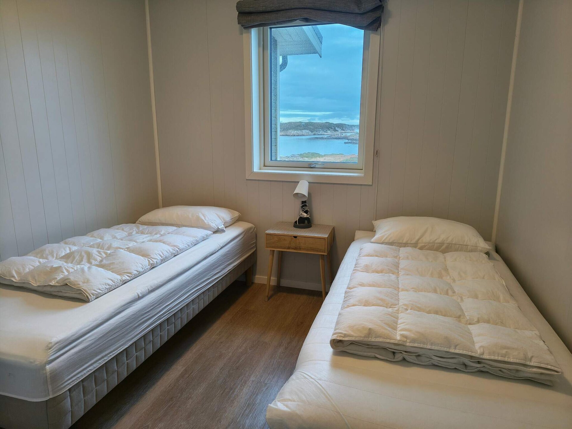 Authentieke rorbu direct aan zee met privéstrand en panoramisch uitzicht - foto 18