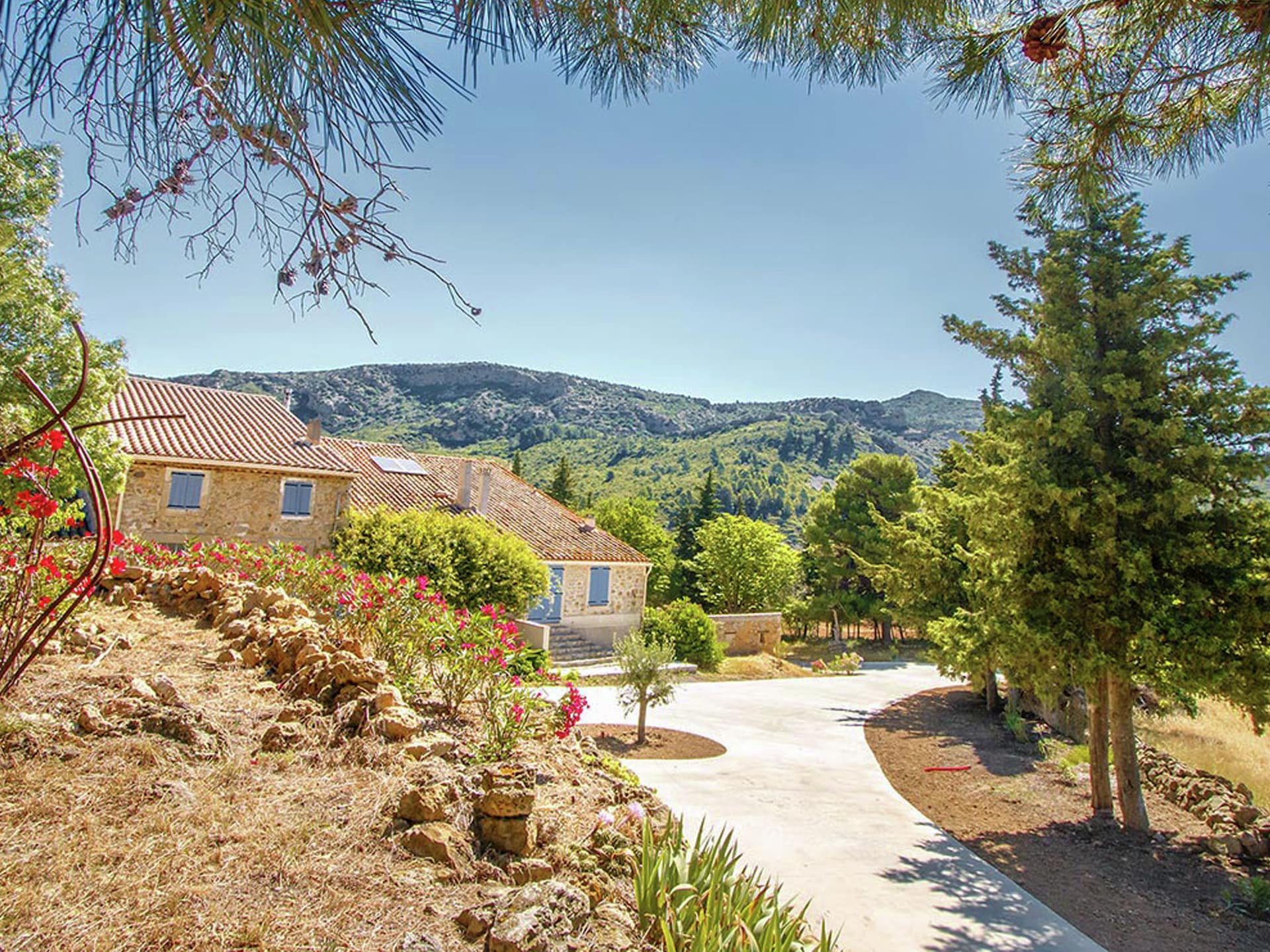 Luxe gîte tussen de wijnvelden in Aude, zwembad en airconditioning - foto 20
