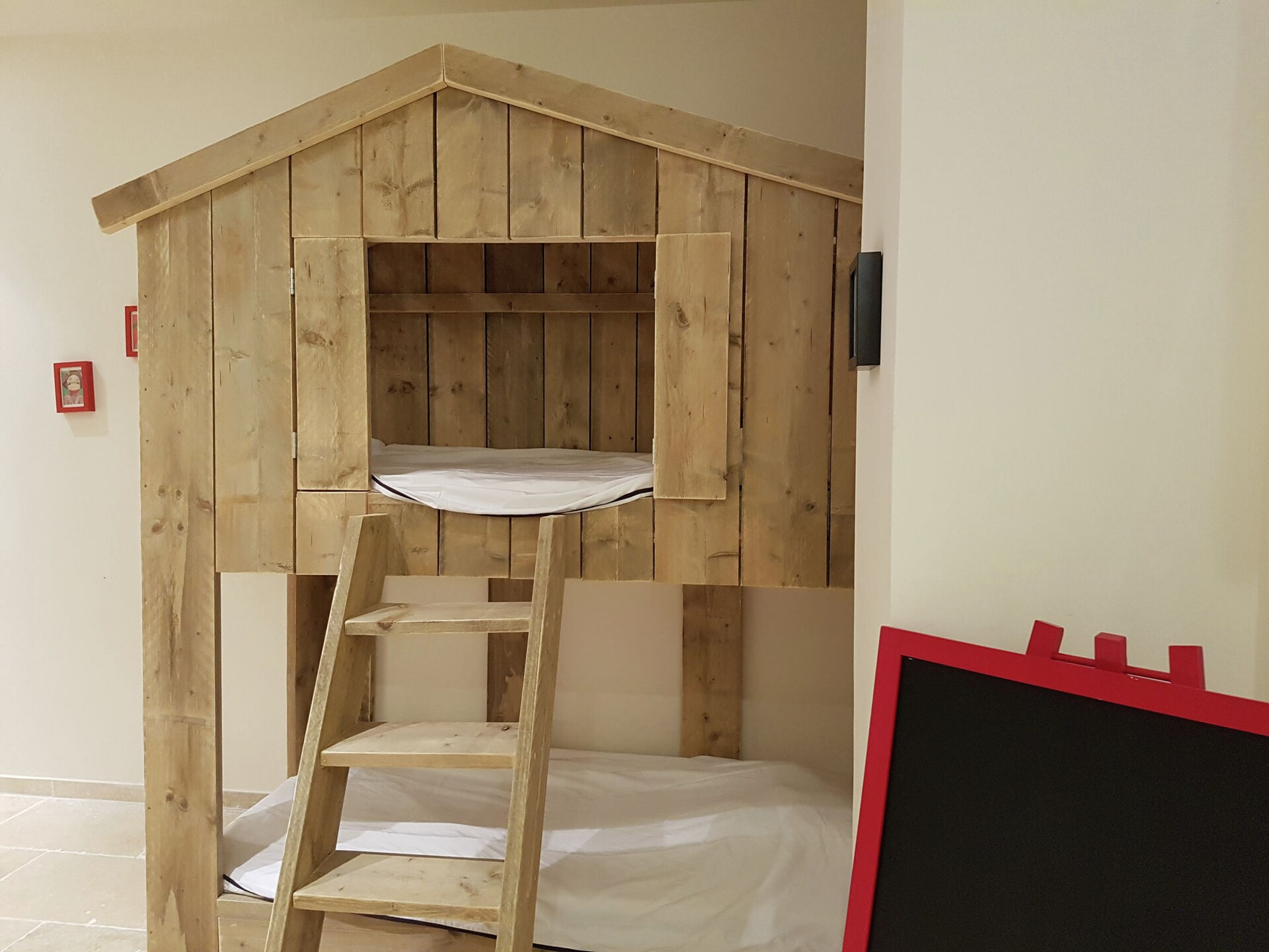 Luxe gîte tussen de wijnvelden in Aude, zwembad en airconditioning - foto 33