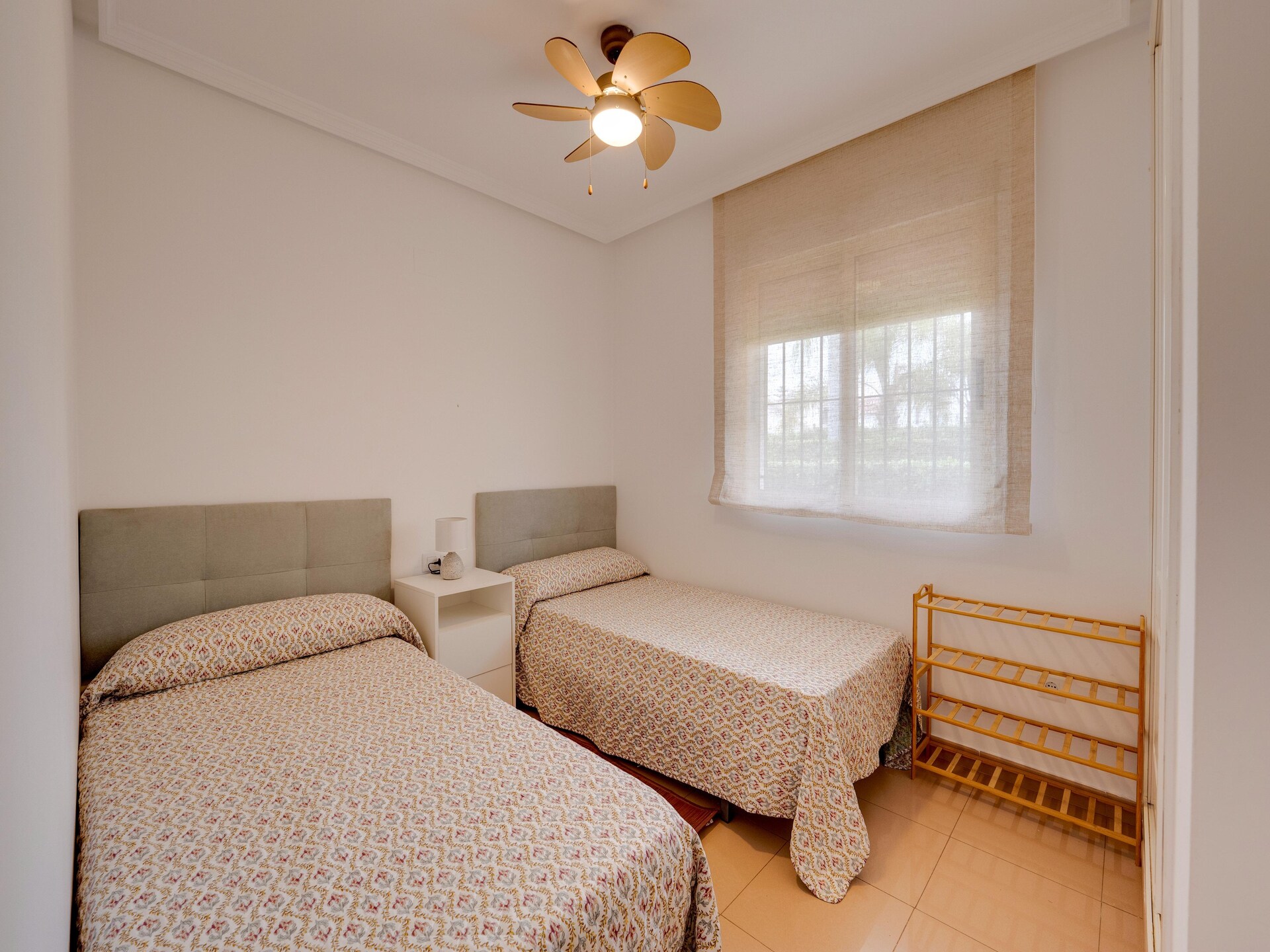 Zonovergoten appartement in Denia, 100m van strand met tuin - foto 19