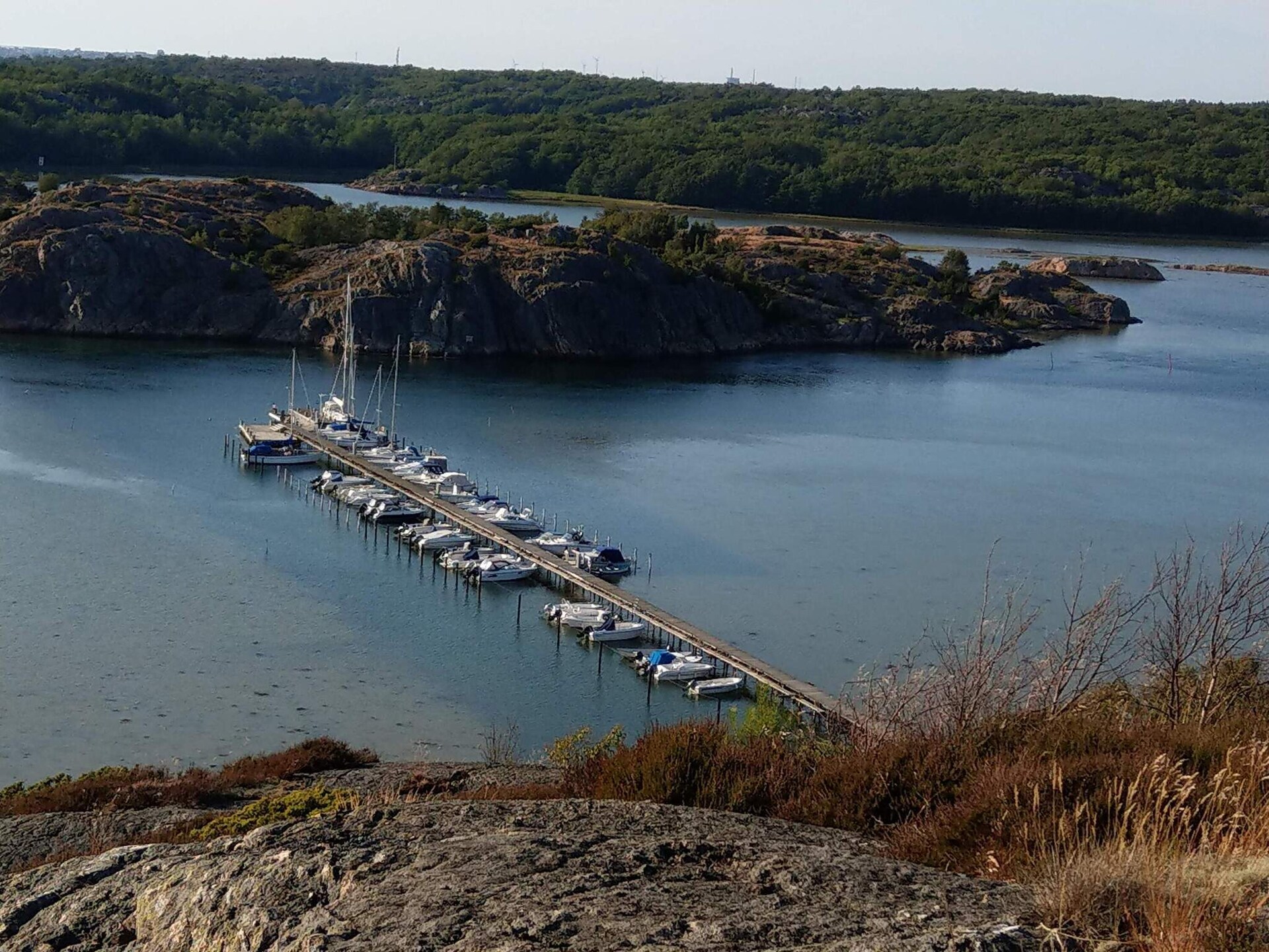 Charmante stuga op Flatön – zee, rust en natuur op 300 meter - foto 16