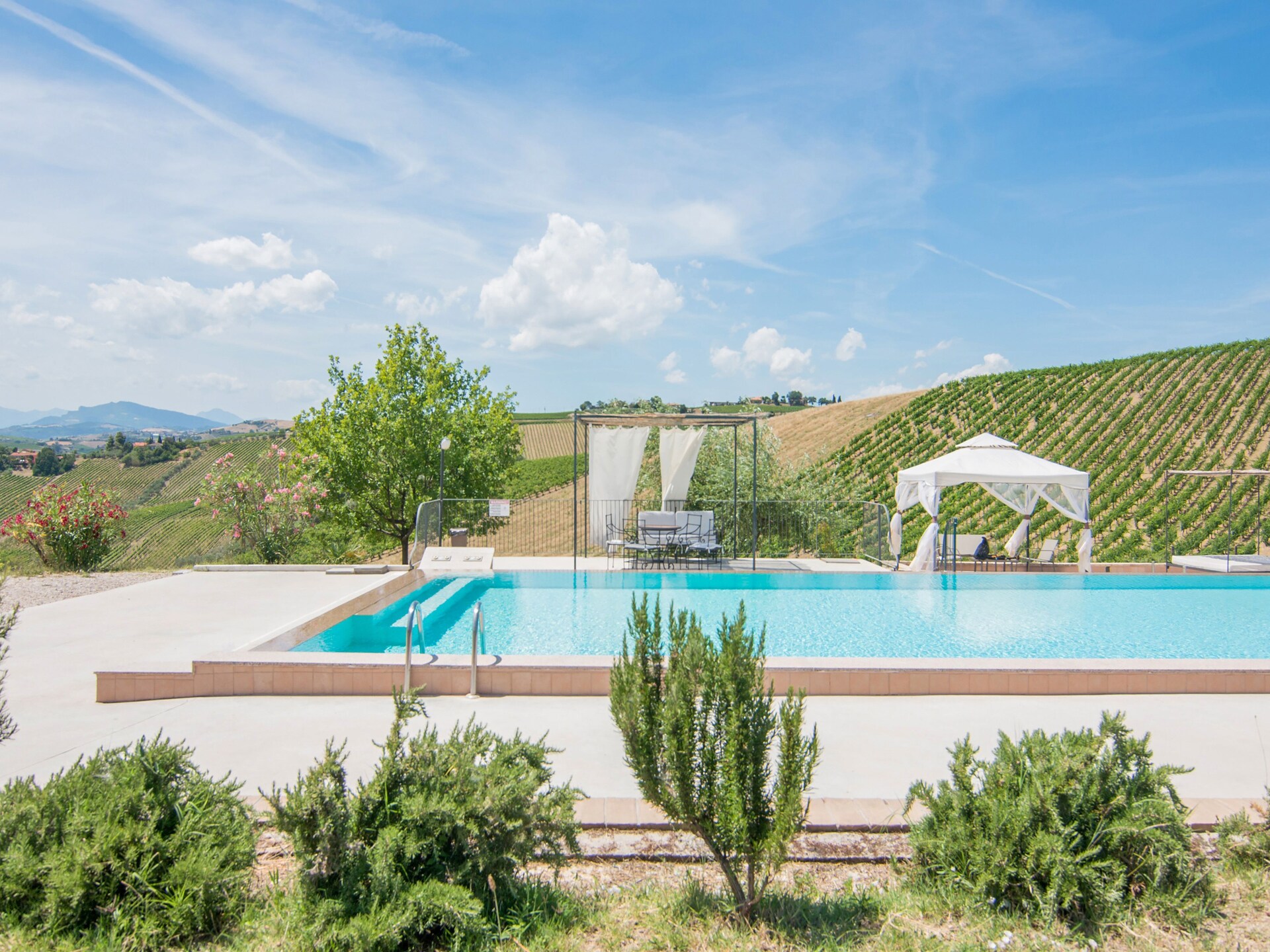 Elegant appartement Liquirizia met bubbelbad in San Benedetto del Tronto - foto 11
