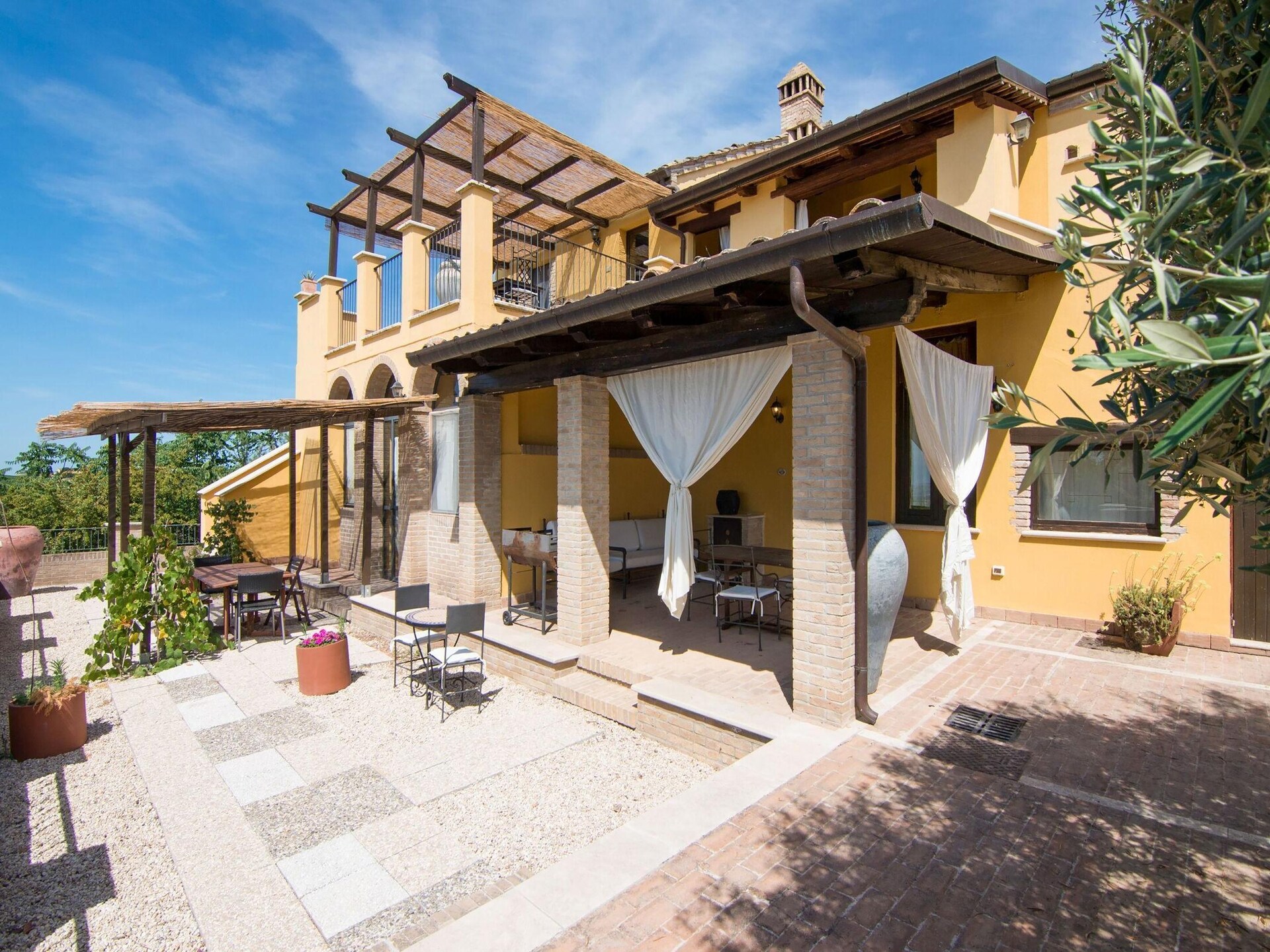 Comfortabel appartement met privétuin en jacuzzi in Ascoli Piceno - foto 4