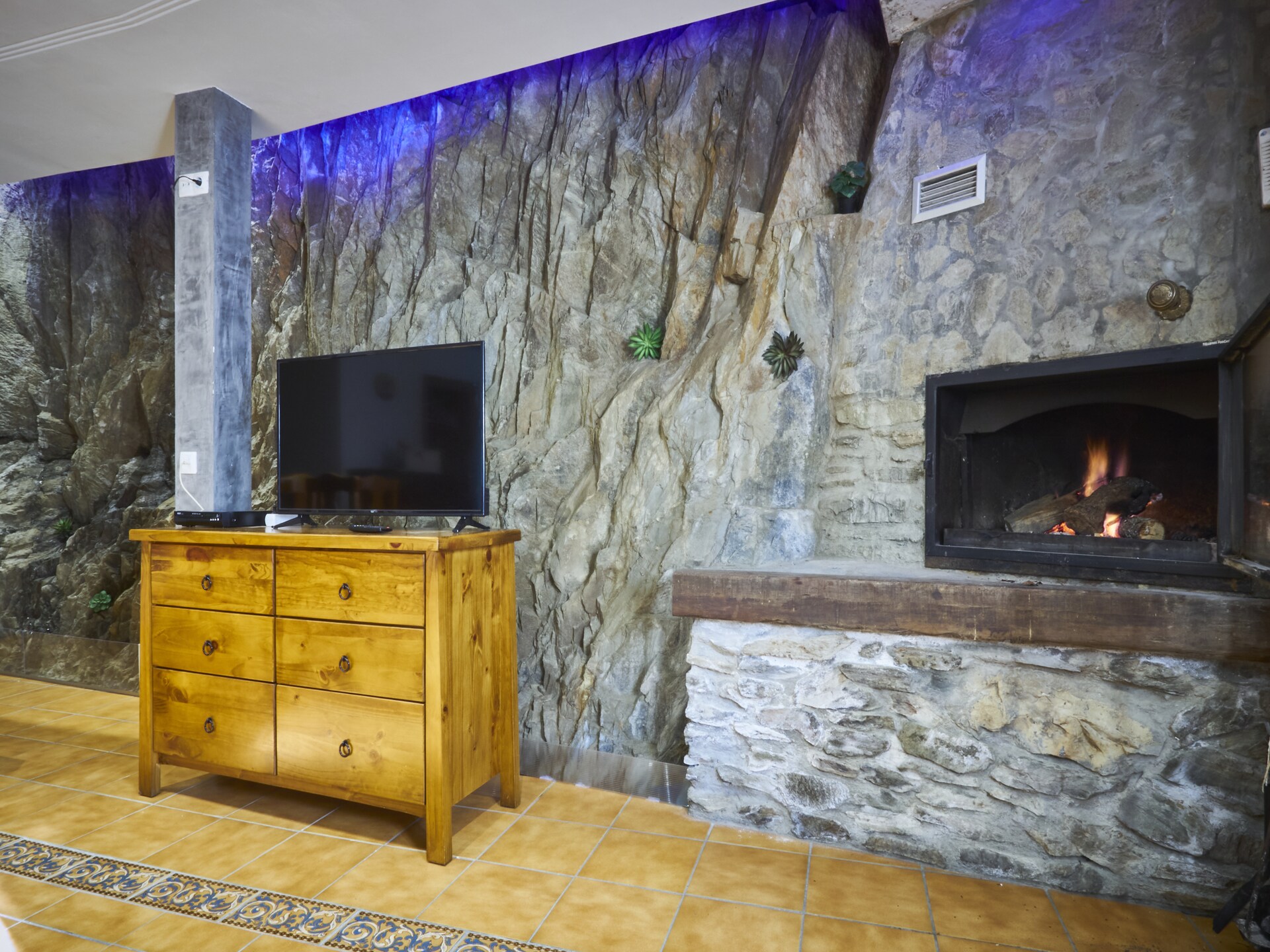 Rustiek appartement aan de rivier in La Omañuela, 100m van meer - foto 8