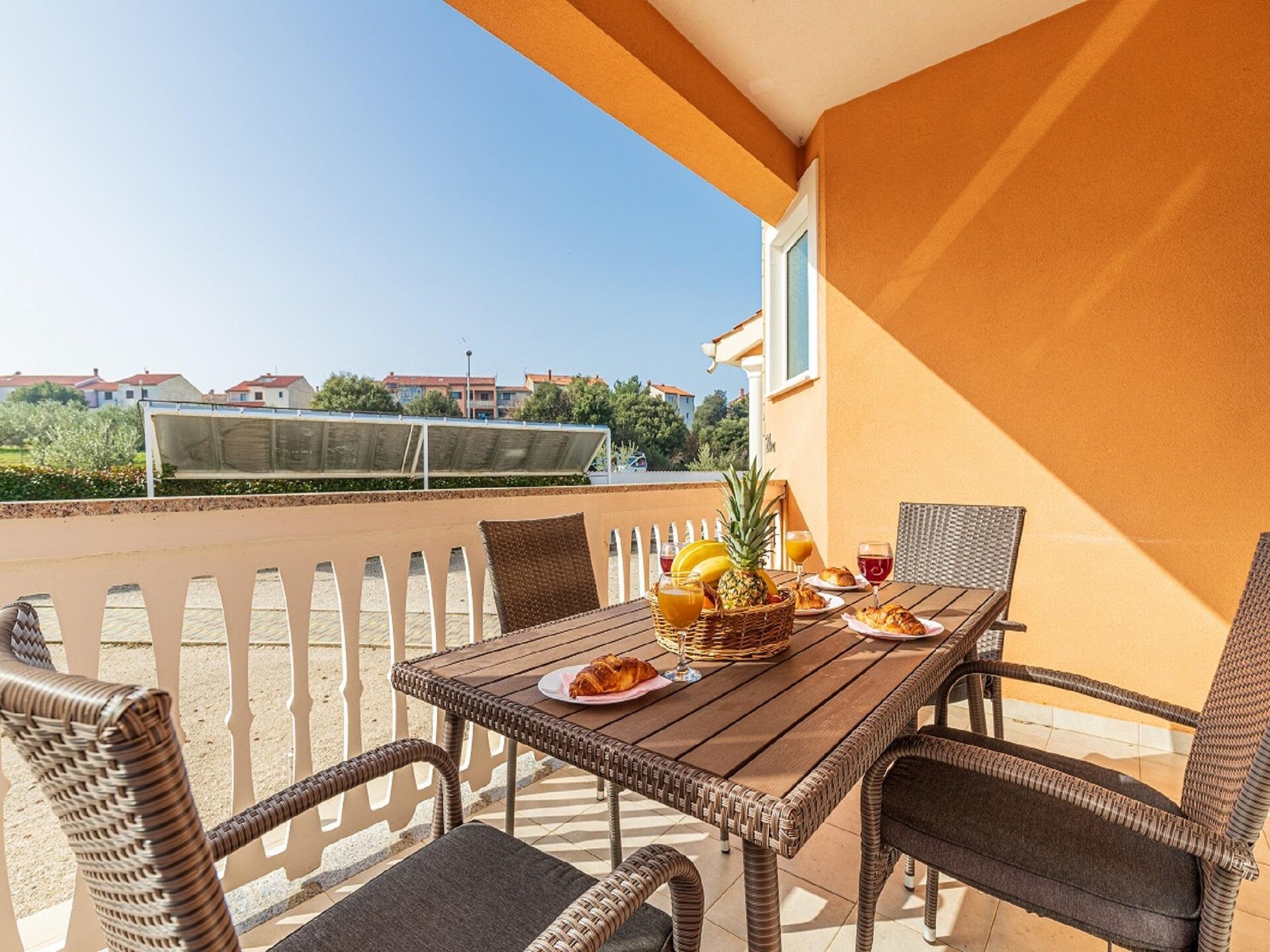 Knus appartement bij Pula met zwembad, tuin en zee op 1 km - foto 3