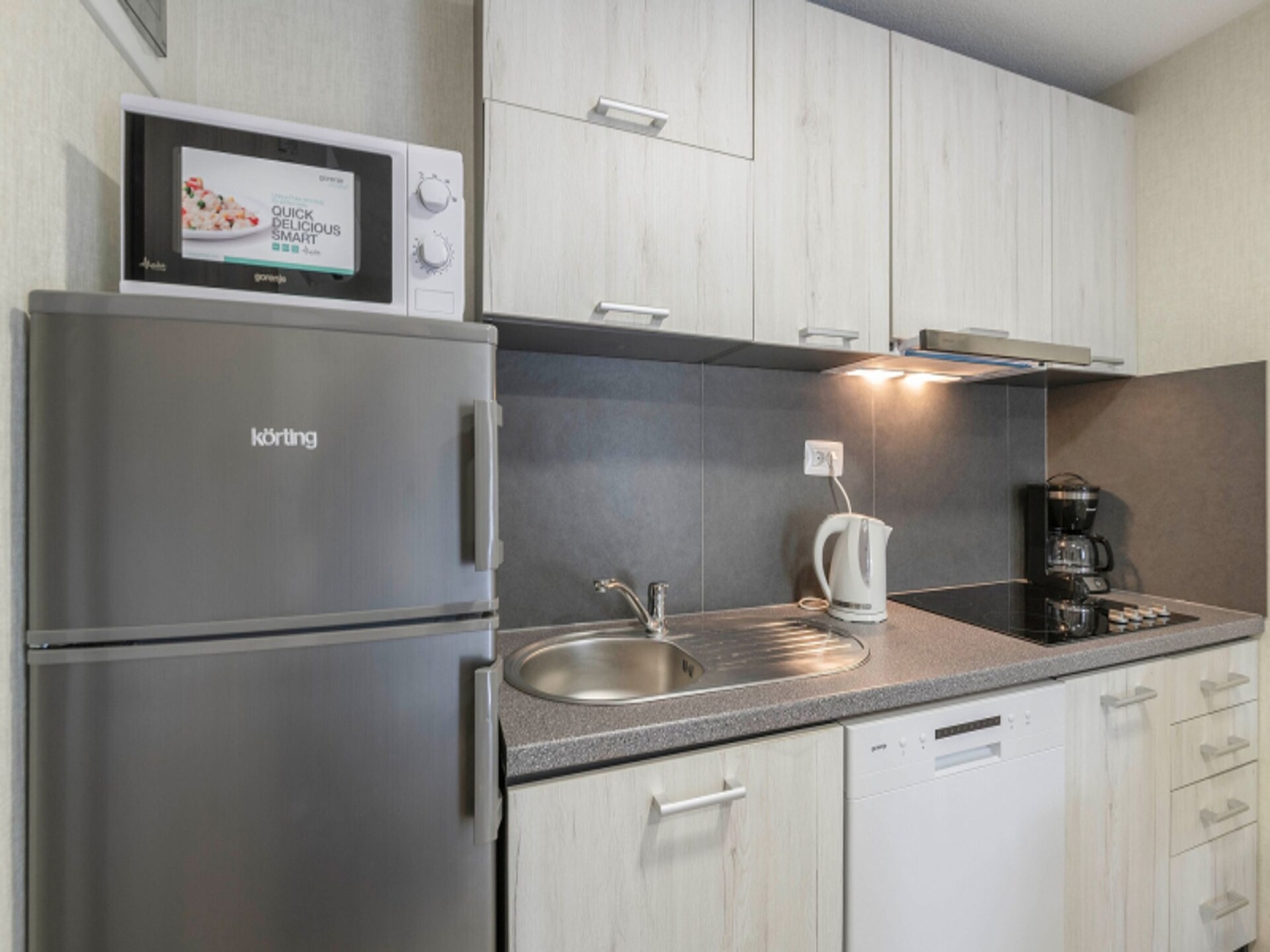 6-persoons stacaravan in Banjole op 1 km van de zee · 35 m² - foto 13