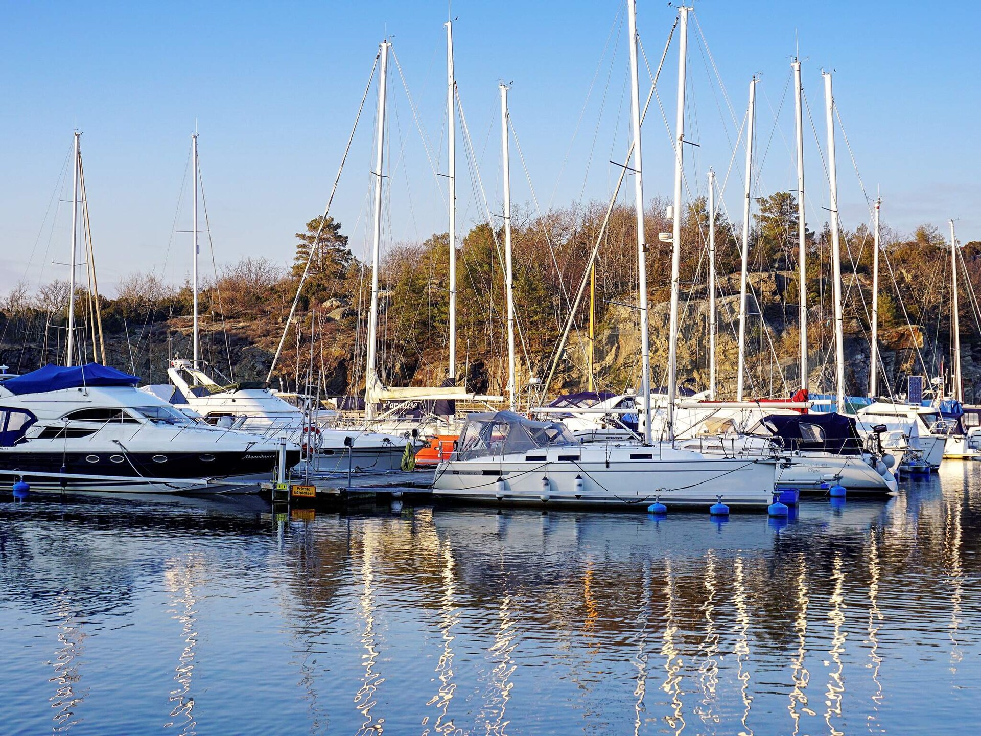 Vrijstaand golfvakantiehuis in Strömstad met terras aan zoutwaterkanaal - foto 27