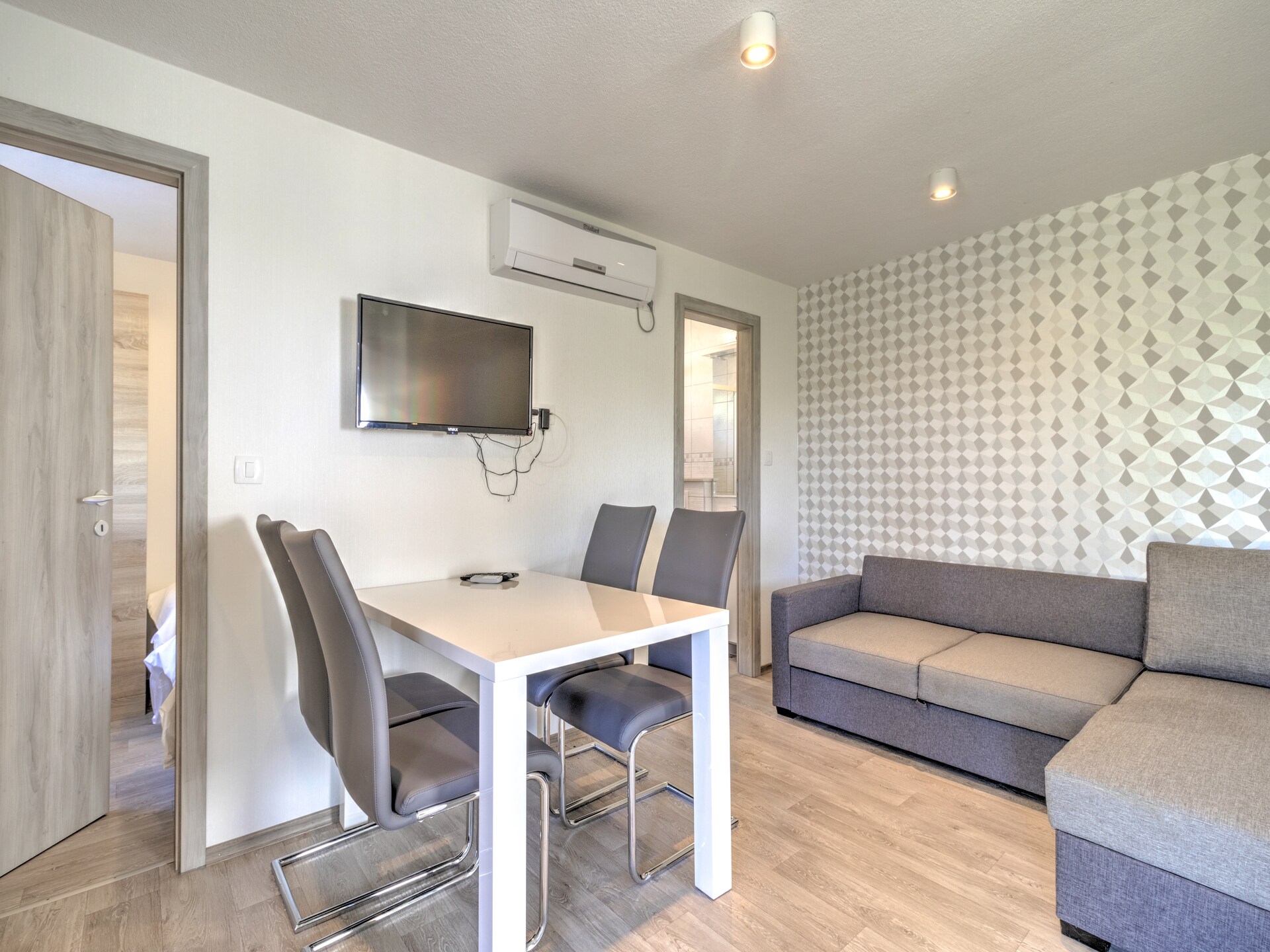 Op 1,0 km van zee: Ruime stacaravan voor 6 personen in Banjole · 40 m² - foto 7