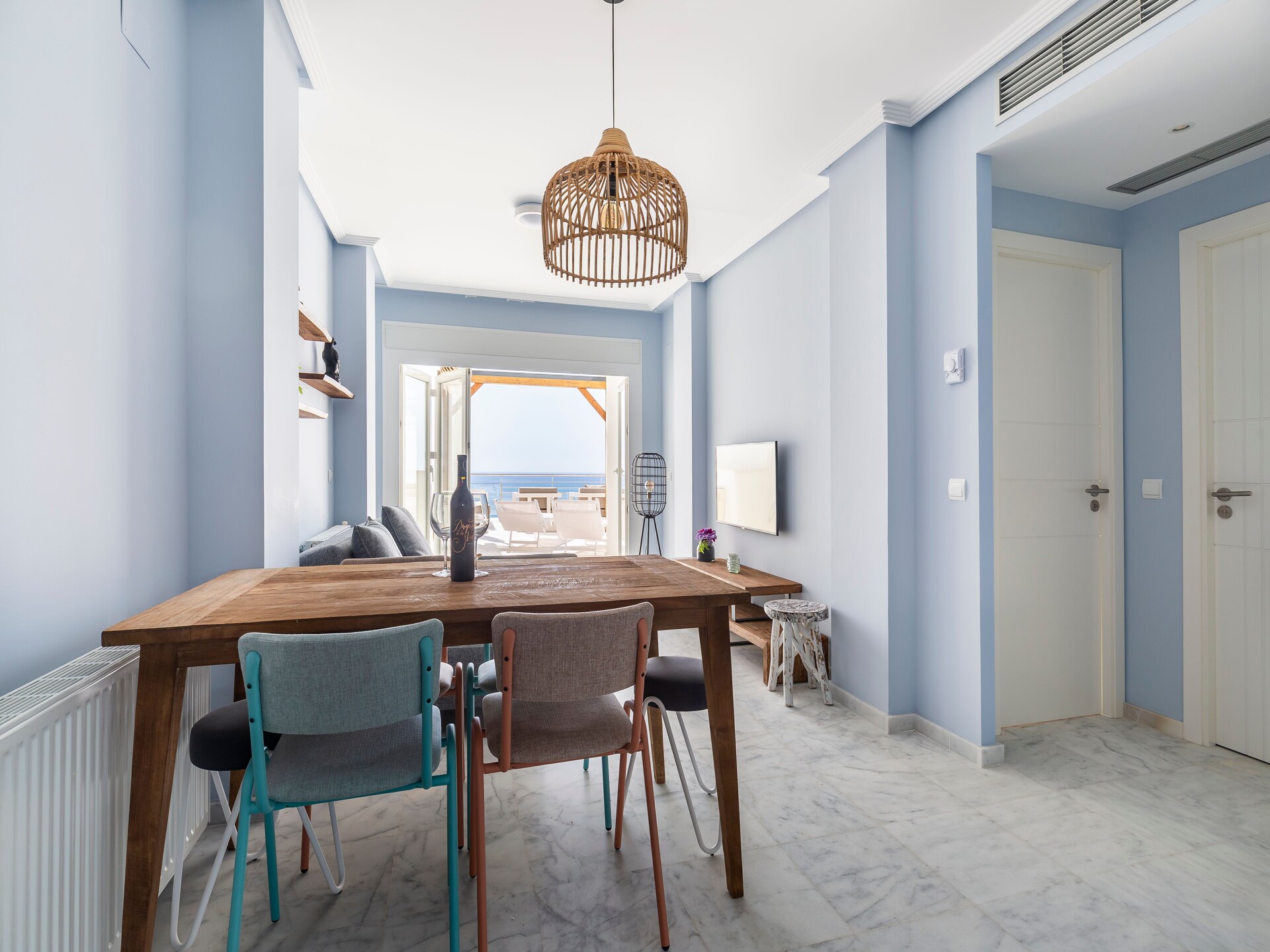 Stijlvol appartement aan zee met zwembad in El Campello - foto 2