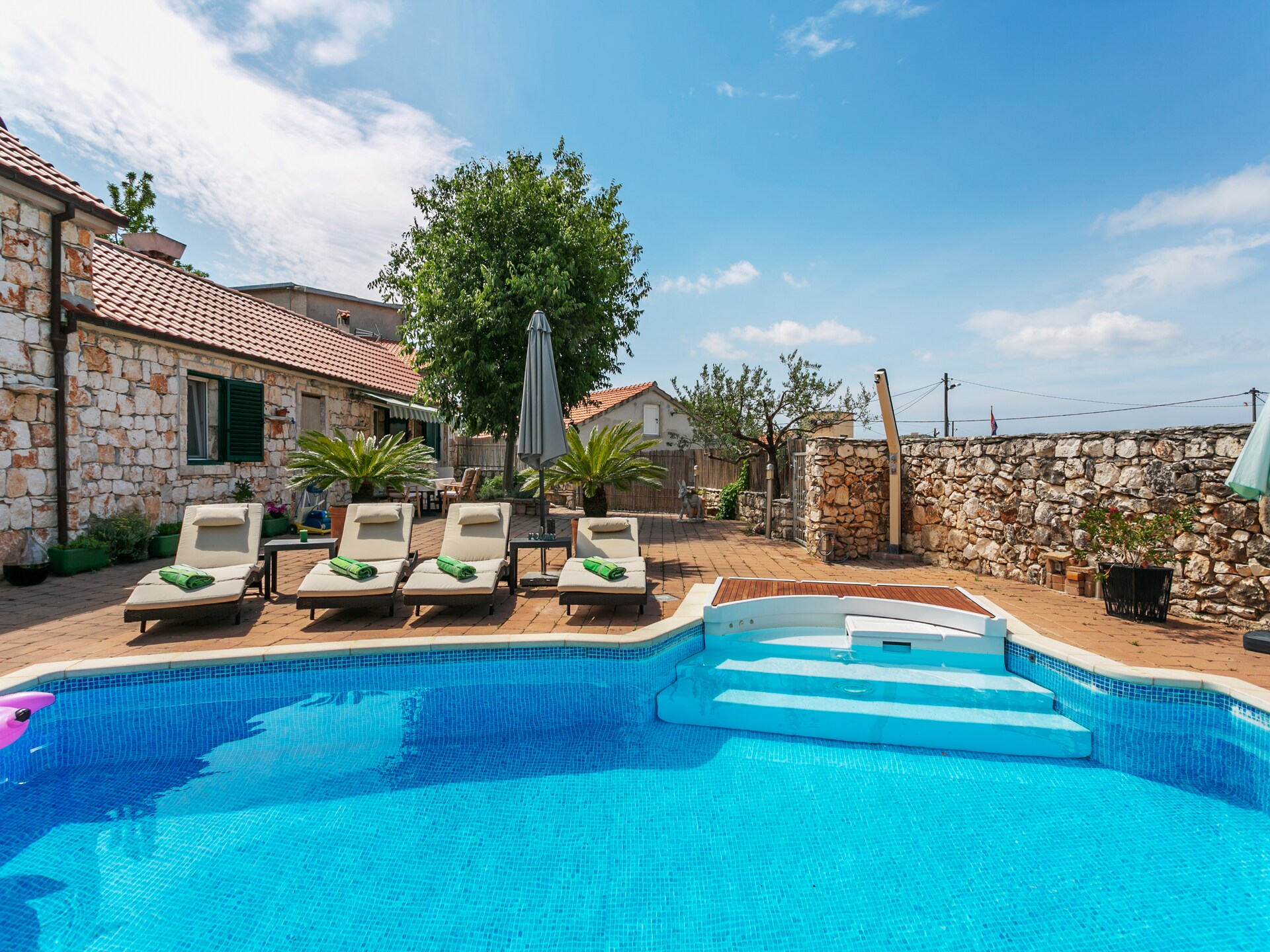 Villa Niva: Twee authentieke Dalmatische huisjes met privézwembad bij Marina - foto 12