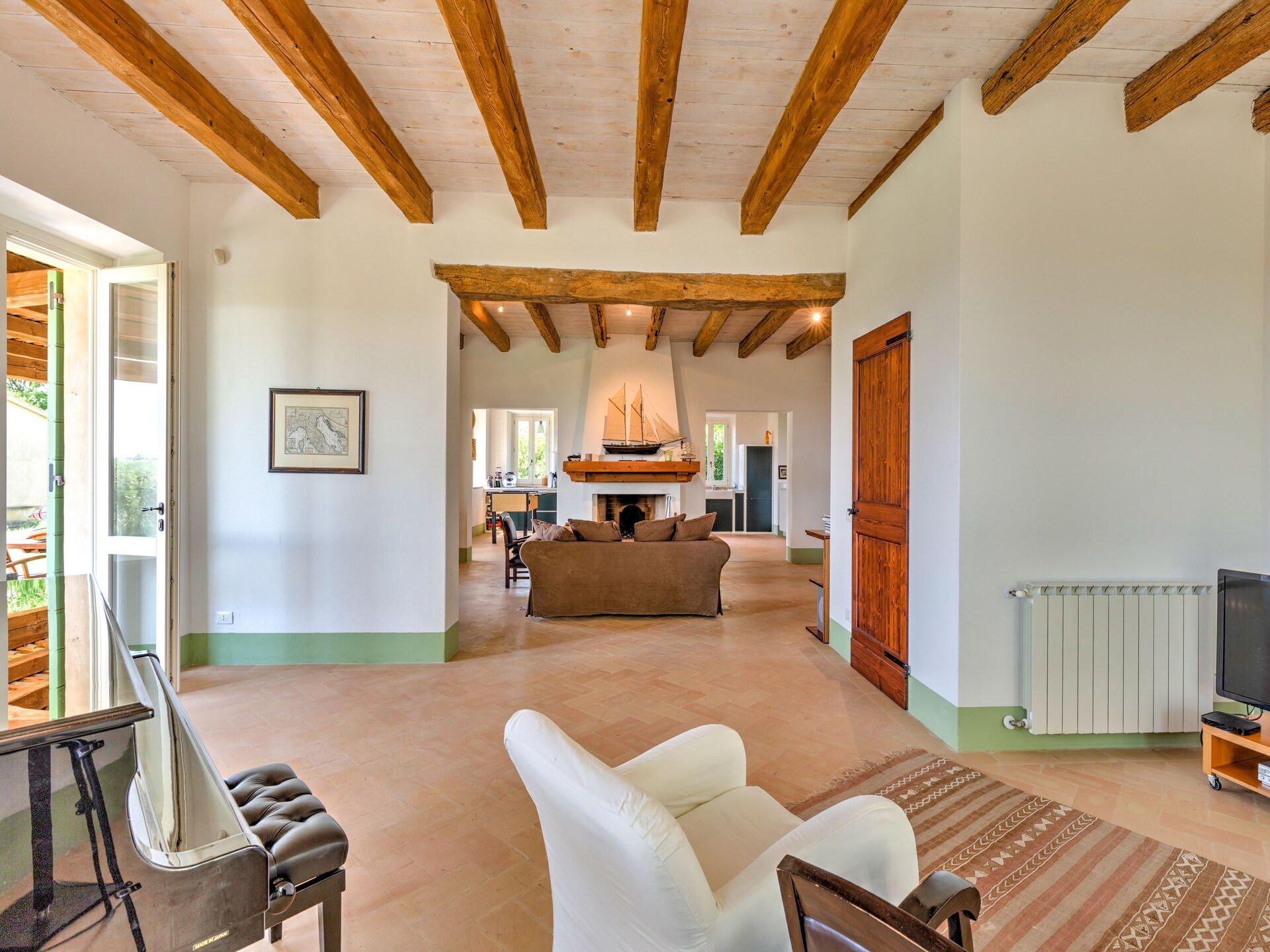 Ruim vakantiehuis met privézwembad en panoramisch uitzicht nabij Senigallia - foto 13
