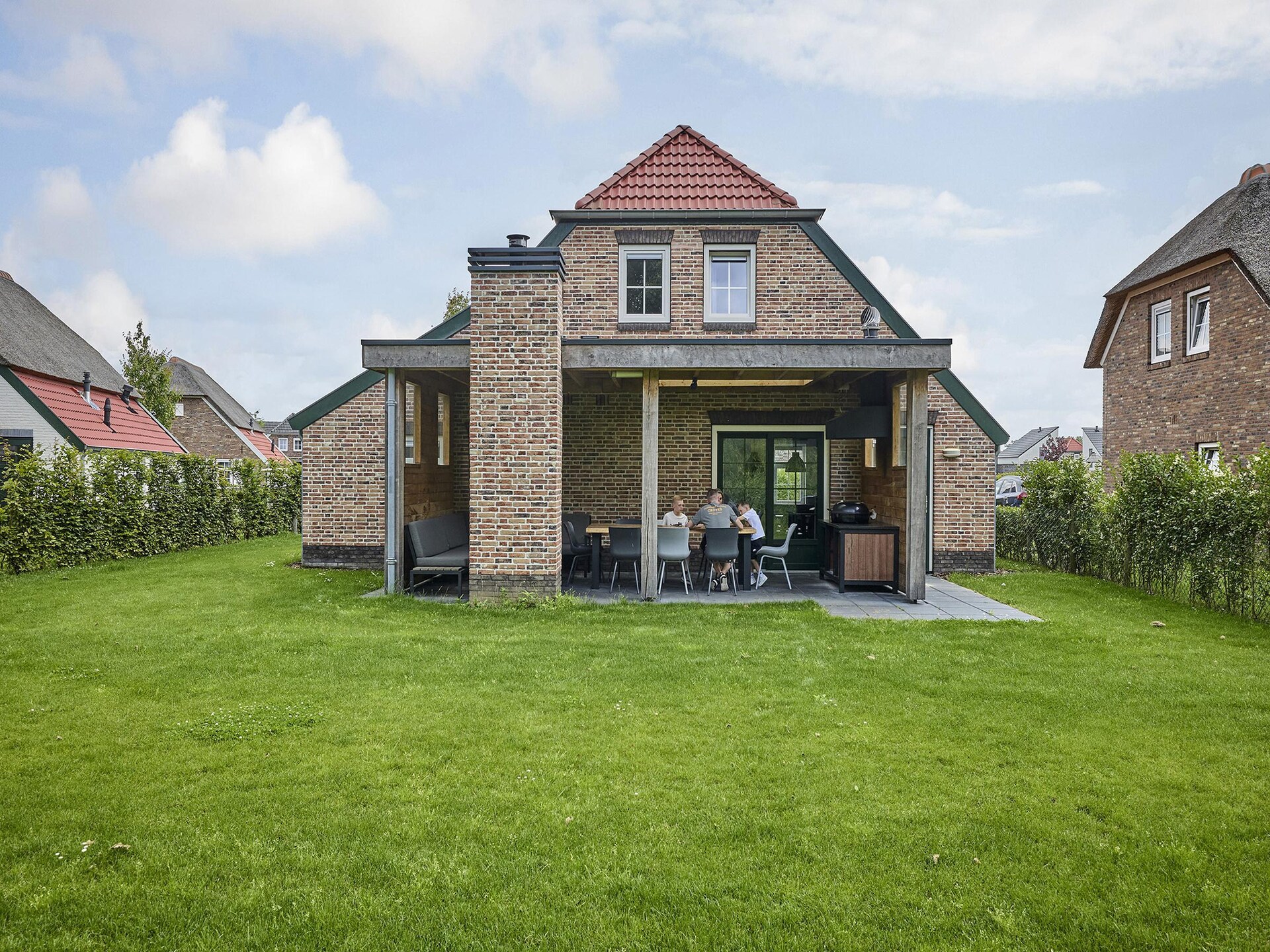 Limburgse boerderijvilla met sauna en overdekt terras op Buitenhof De Leistert - foto 1