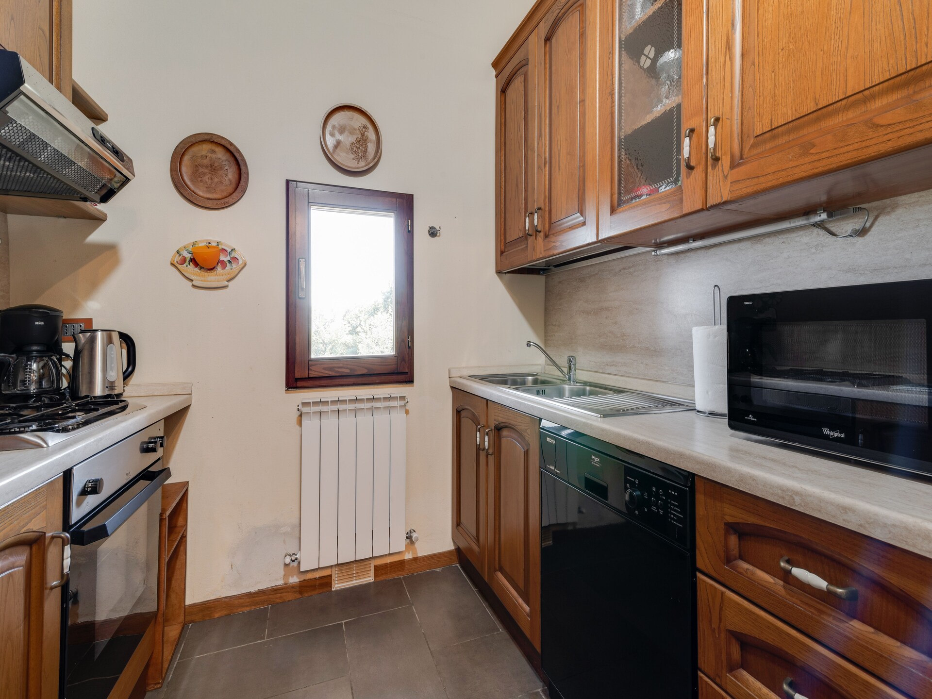 Ruim galerij-appartement voor 11 in Toscaans bos met zwembad - foto 17