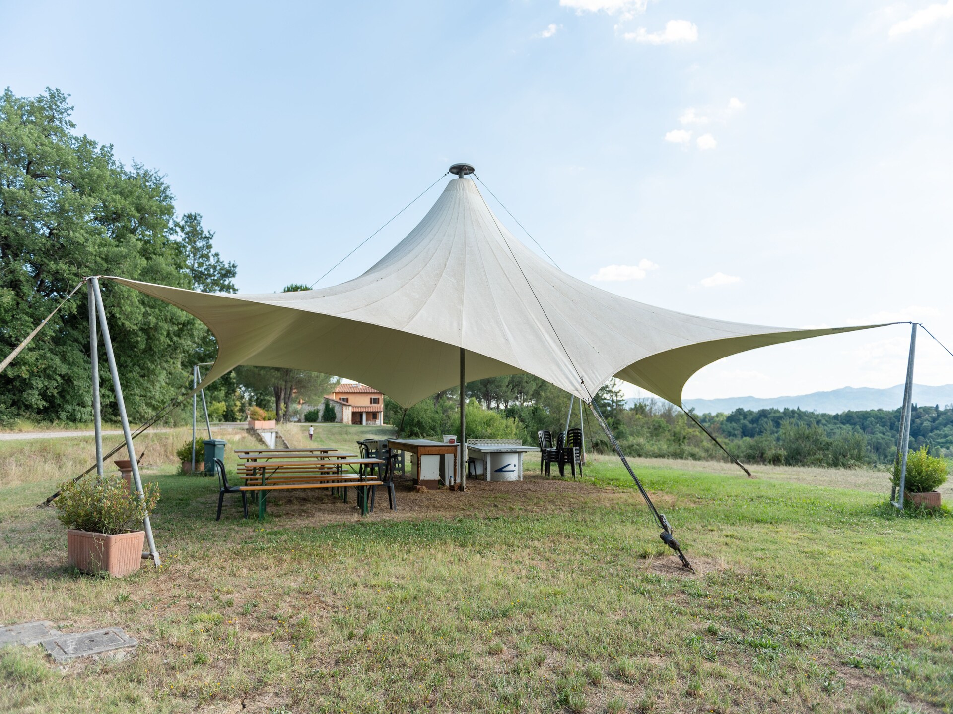 Ruim galerij-appartement voor 11 in Toscaans bos met zwembad - foto 34