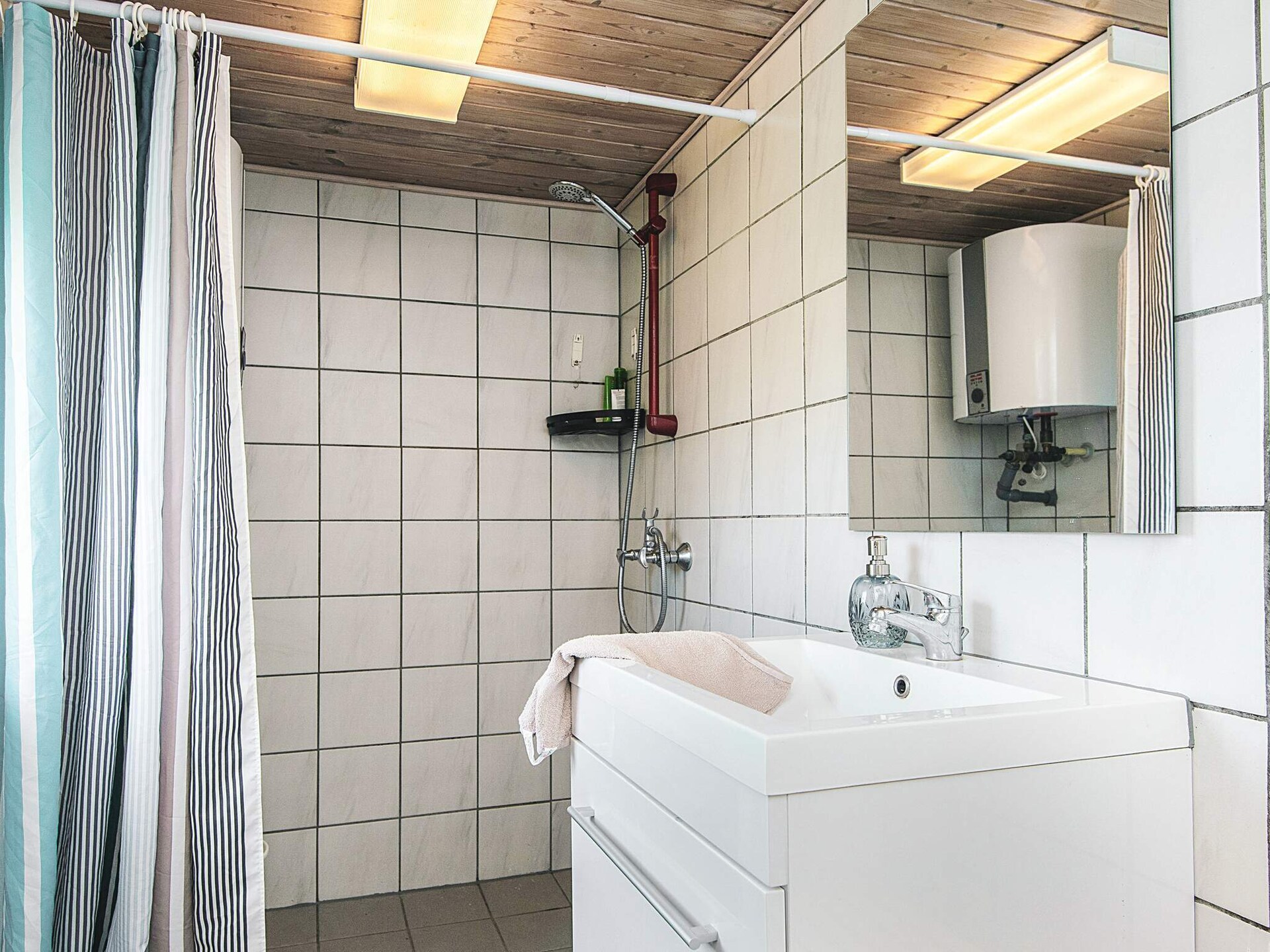 Nostalgisch rietgedekt vakantiehuis op 650 meter van zee bij Ulfborg - foto 31
