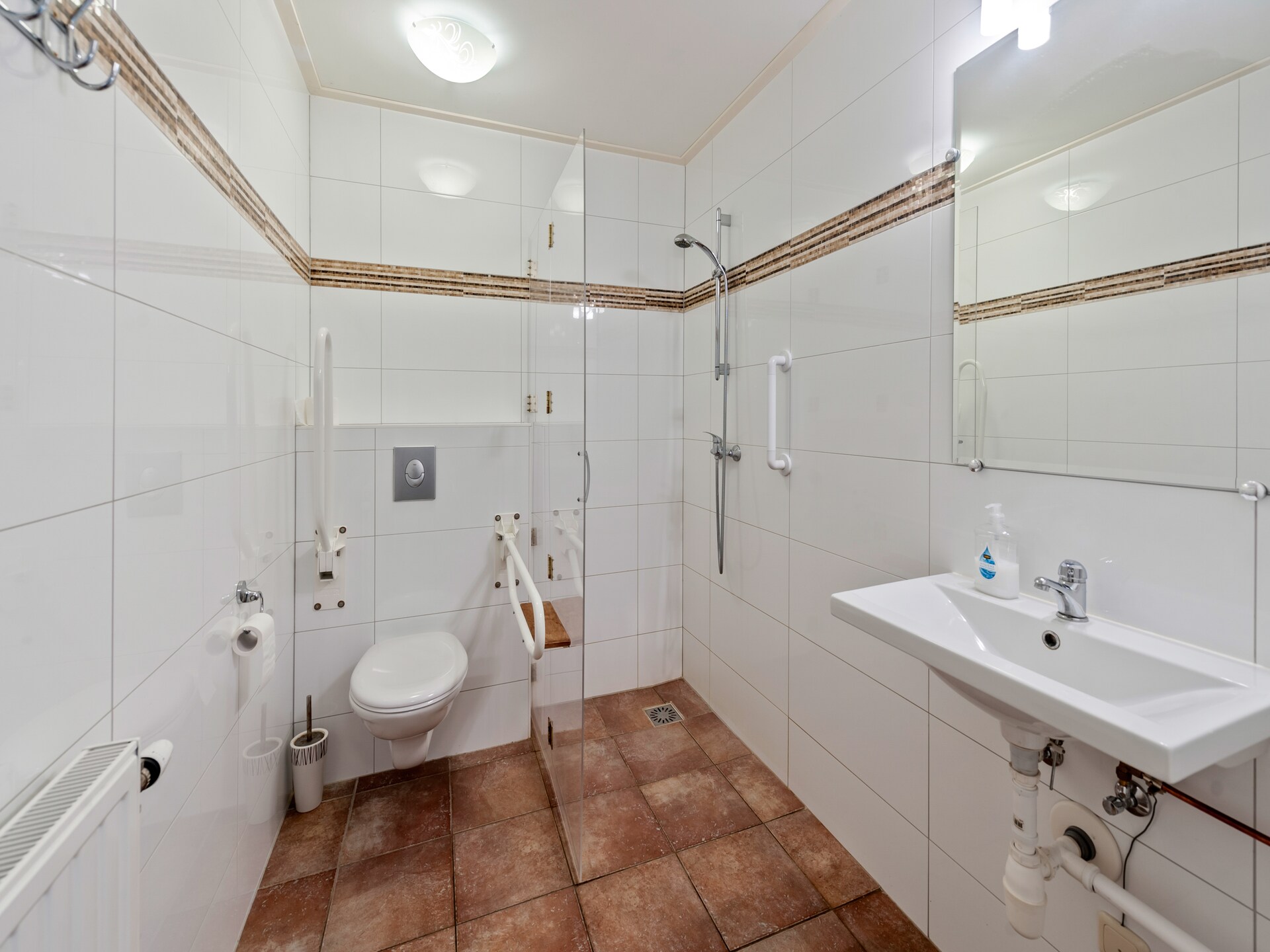 Romantisch vakantiehuis De Welp aan het Burgumer Meer in Eastermar - foto 19
