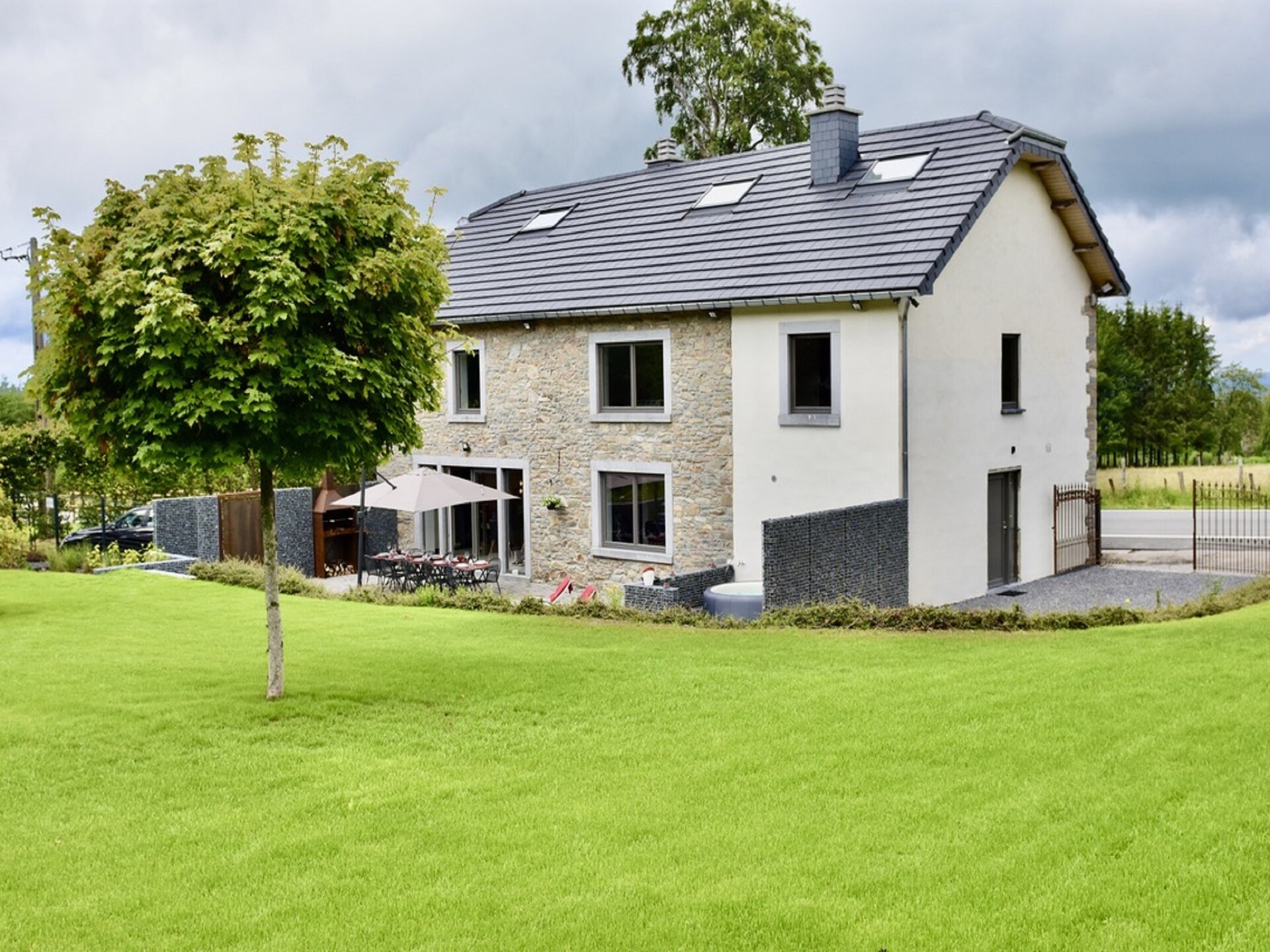 9-persoons vakantiehuis met wellness in Manhay - foto 1