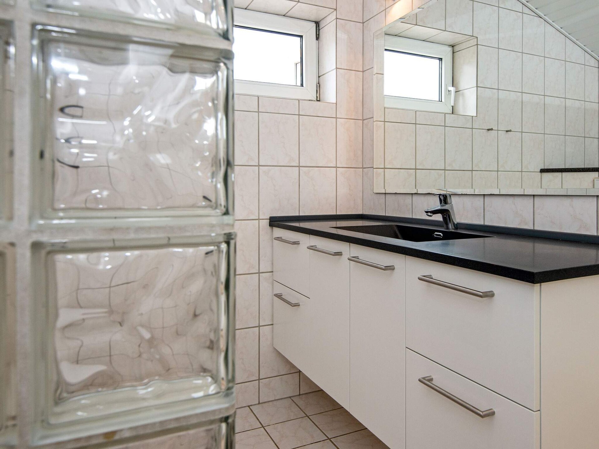 Aan zee gelegen vakantiehuis in Broager met buitenwhirlpool - foto 38