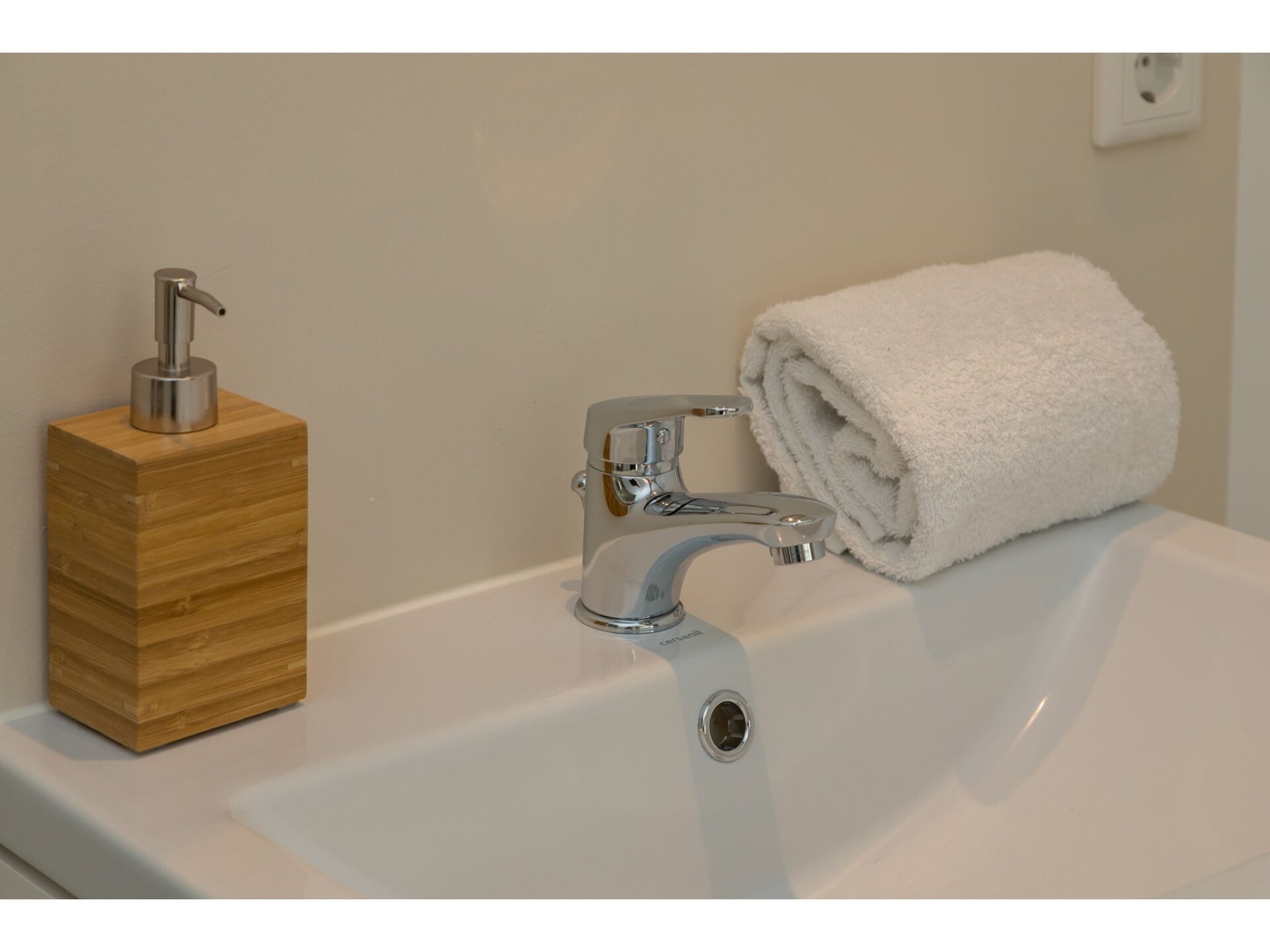 Elegant vakantiehuis met privésauna in rustig Oosterpark, Oostkapelle - foto 38
