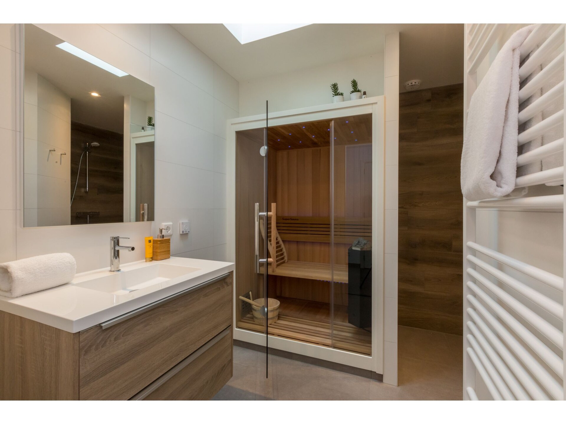 Elegant vakantiehuis met privésauna in rustig Oosterpark, Oostkapelle - foto 19