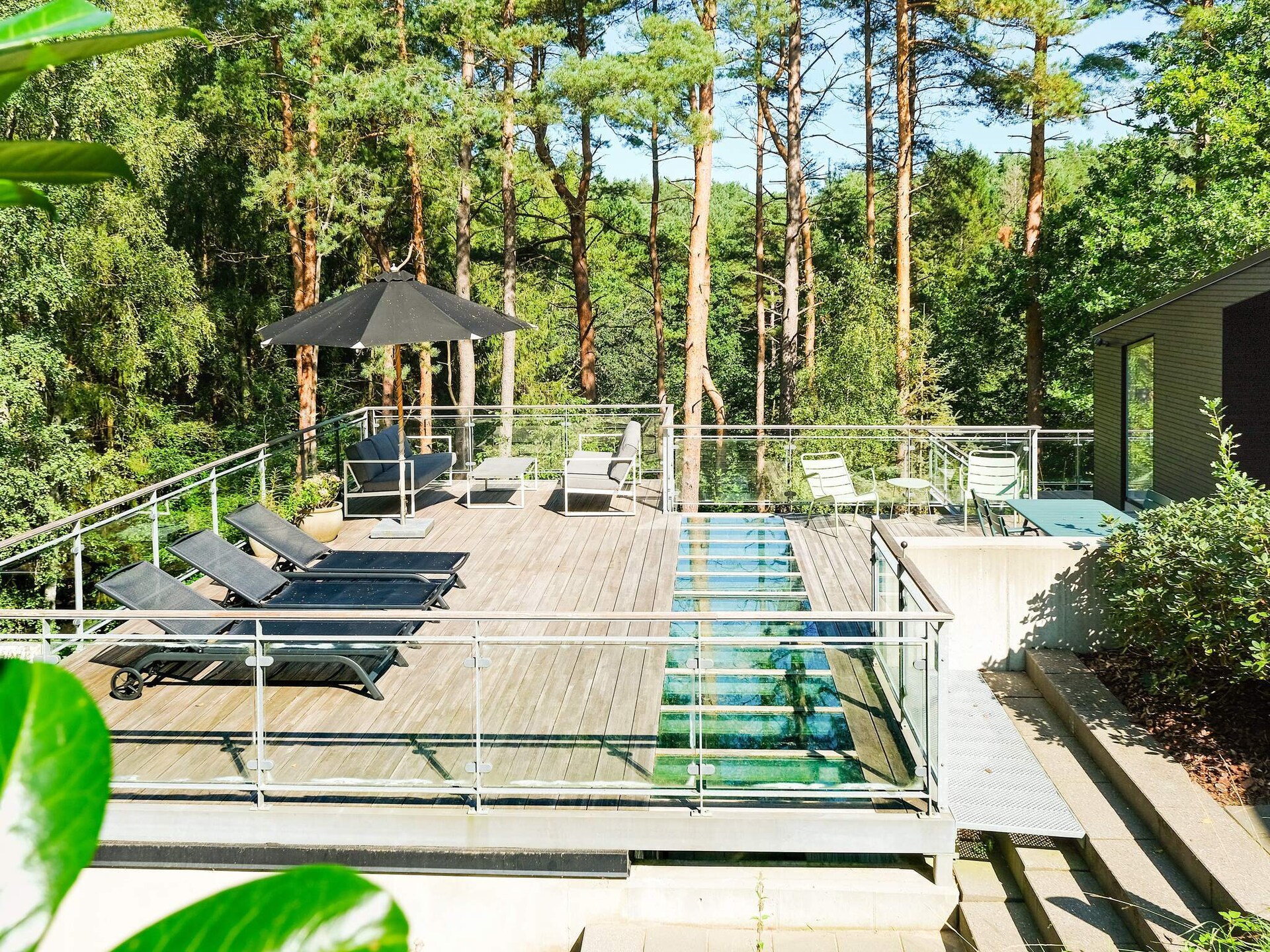 Architectonisch vakantiehuis met whirlpool en annex in bosrijke omgeving - foto 33