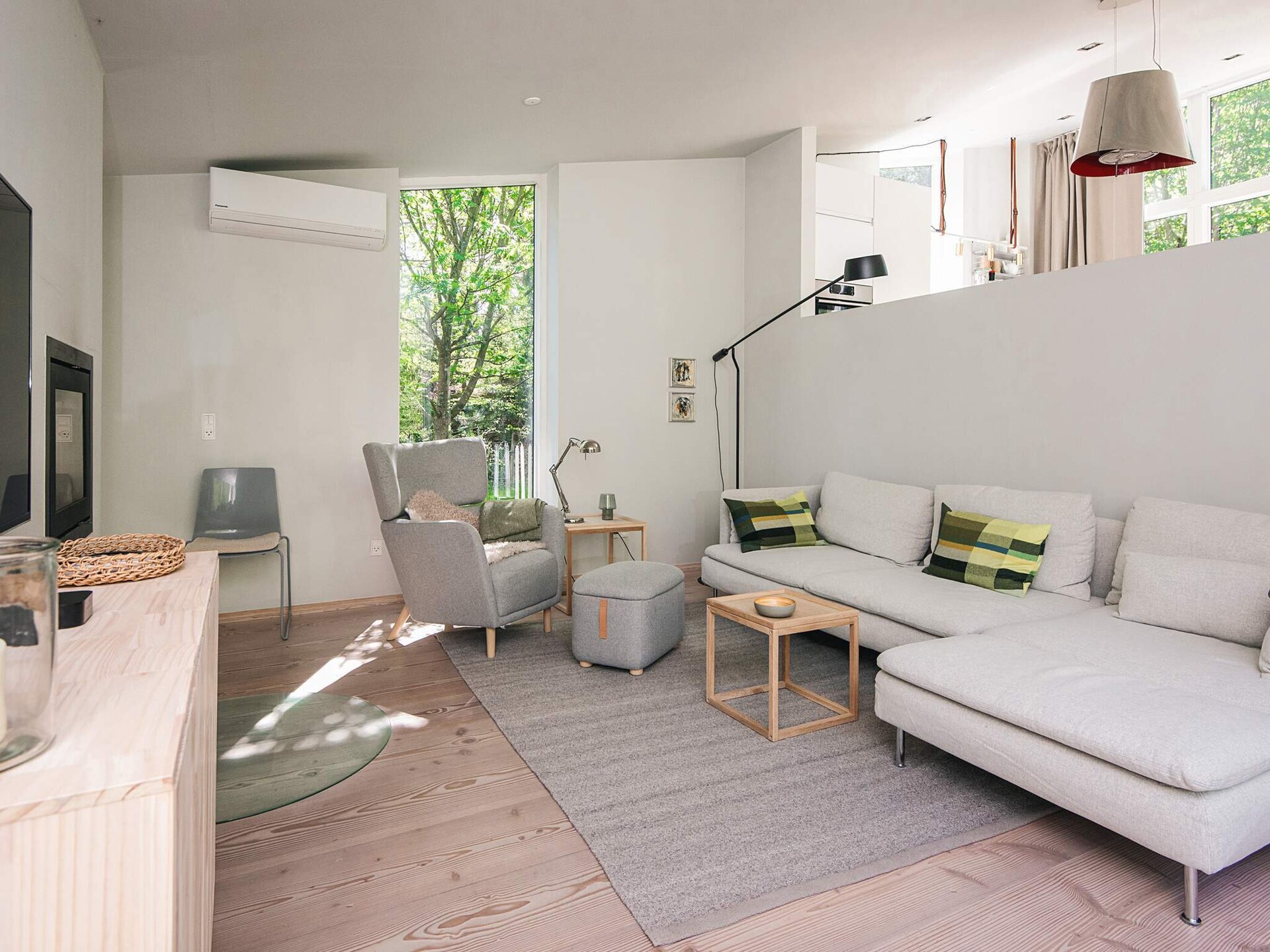 Architectonisch vakantiehuis met whirlpool en annex in bosrijke omgeving - foto 6