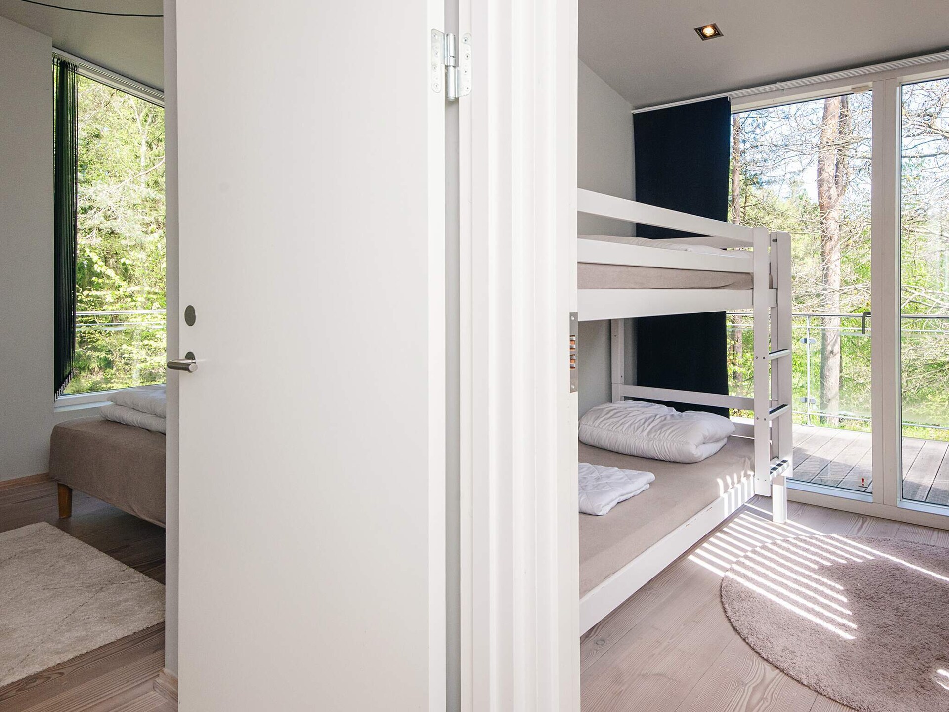 Architectonisch vakantiehuis met whirlpool en annex in bosrijke omgeving - foto 22