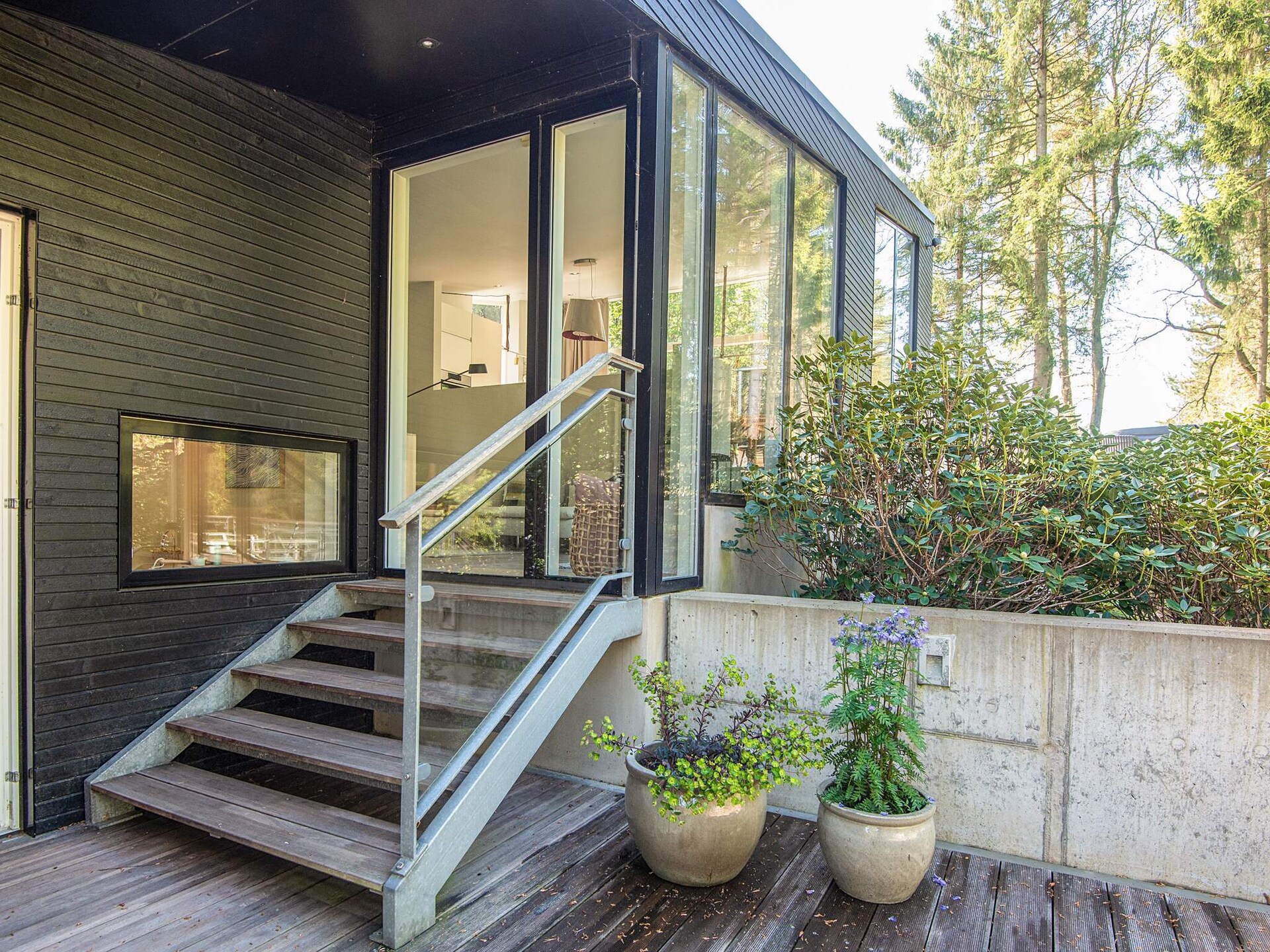 Architectonisch vakantiehuis met whirlpool en annex in bosrijke omgeving - foto 27