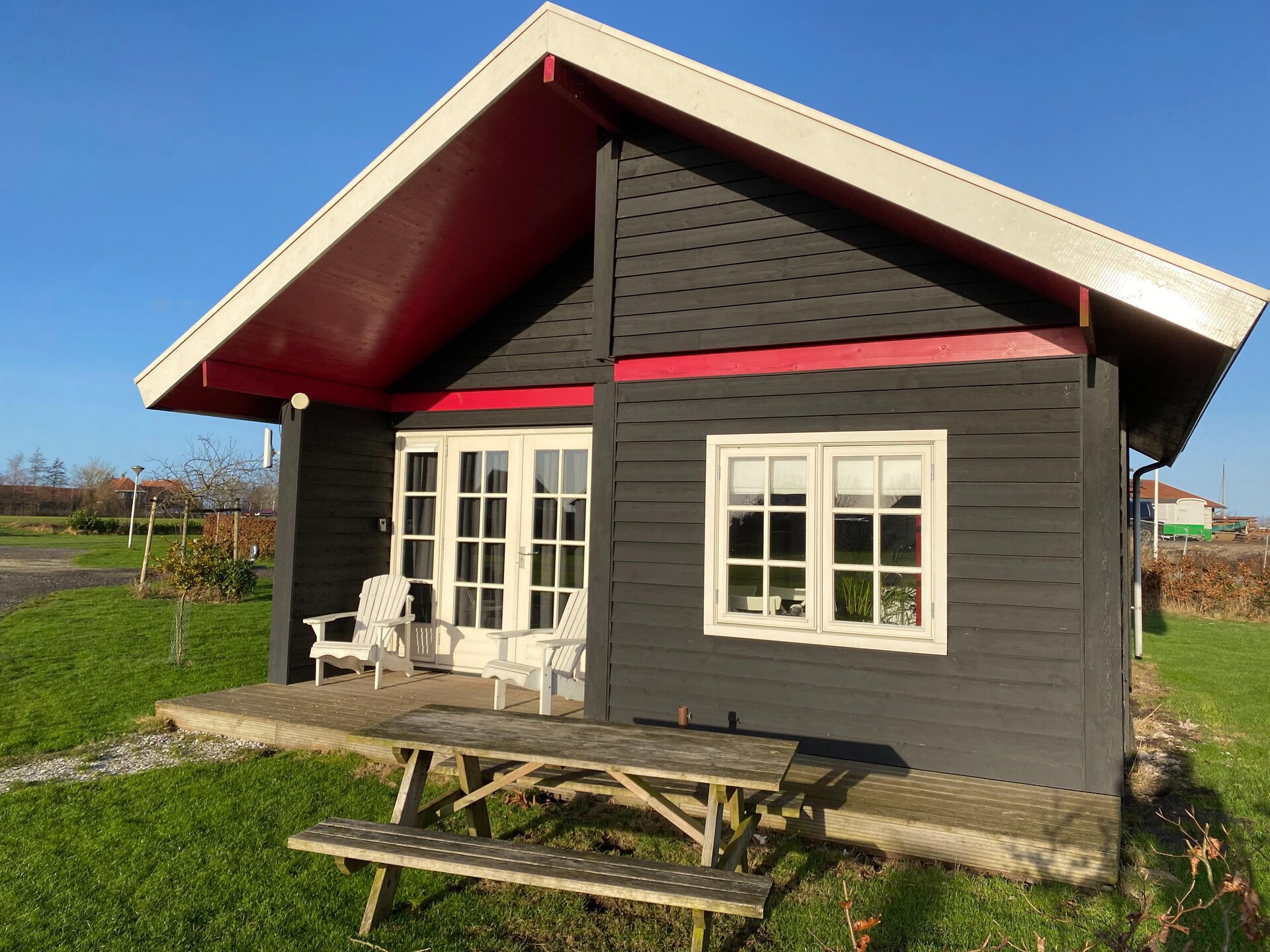 Chalet Famke: knus vakantiehuis in bosrijk Friesland, huisdier welkom - foto 6