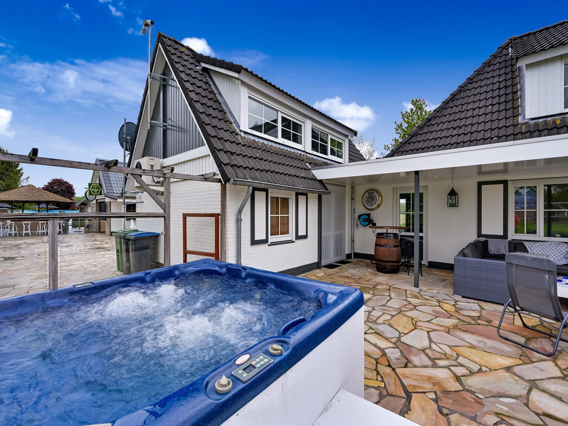 Luxe vrijstaande villa met zwembad in Montferland, 14 pers. - foto 32
