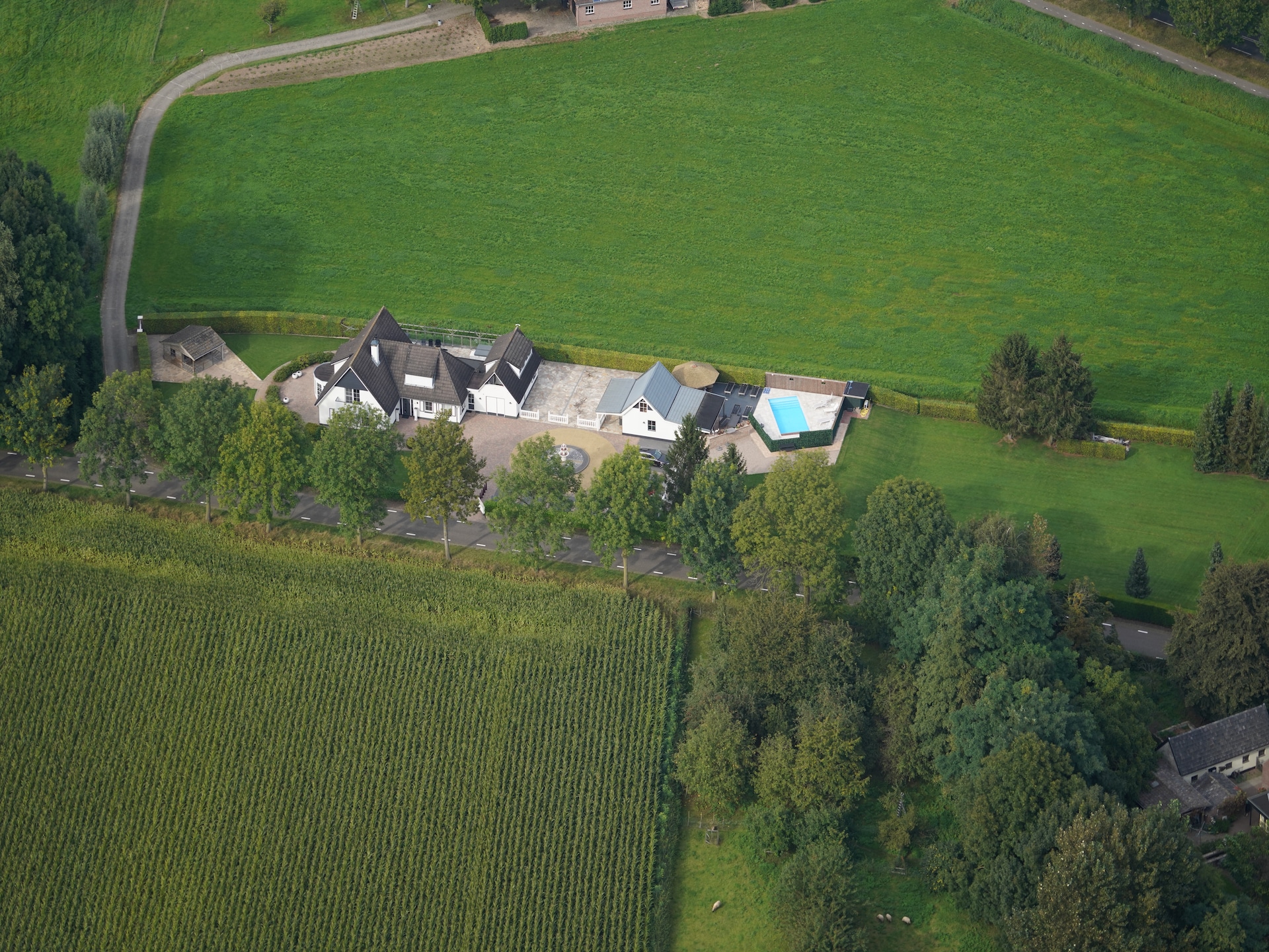 Luxe vrijstaande villa met zwembad in Montferland, 14 pers. - foto 39